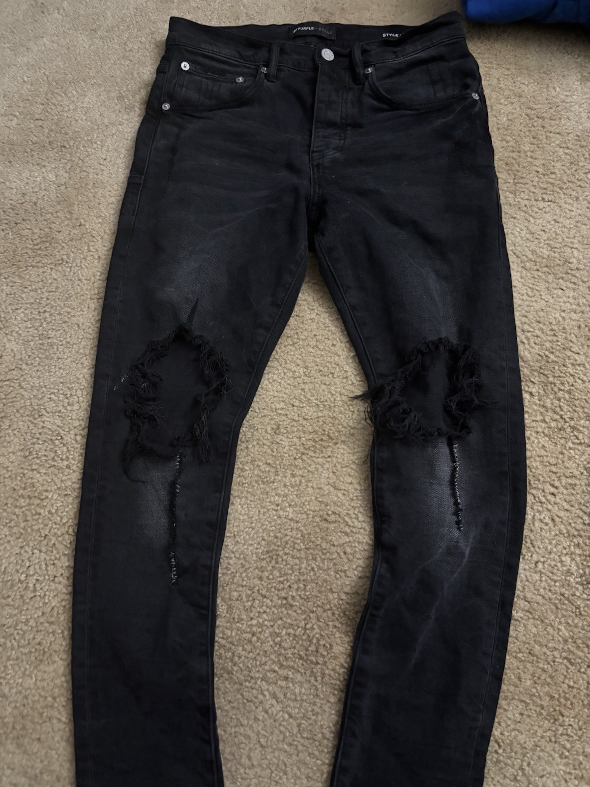 Purple Brand Men’s Black Slim Fit Mid Rise Distressed Denim 5-Pocket Jeans