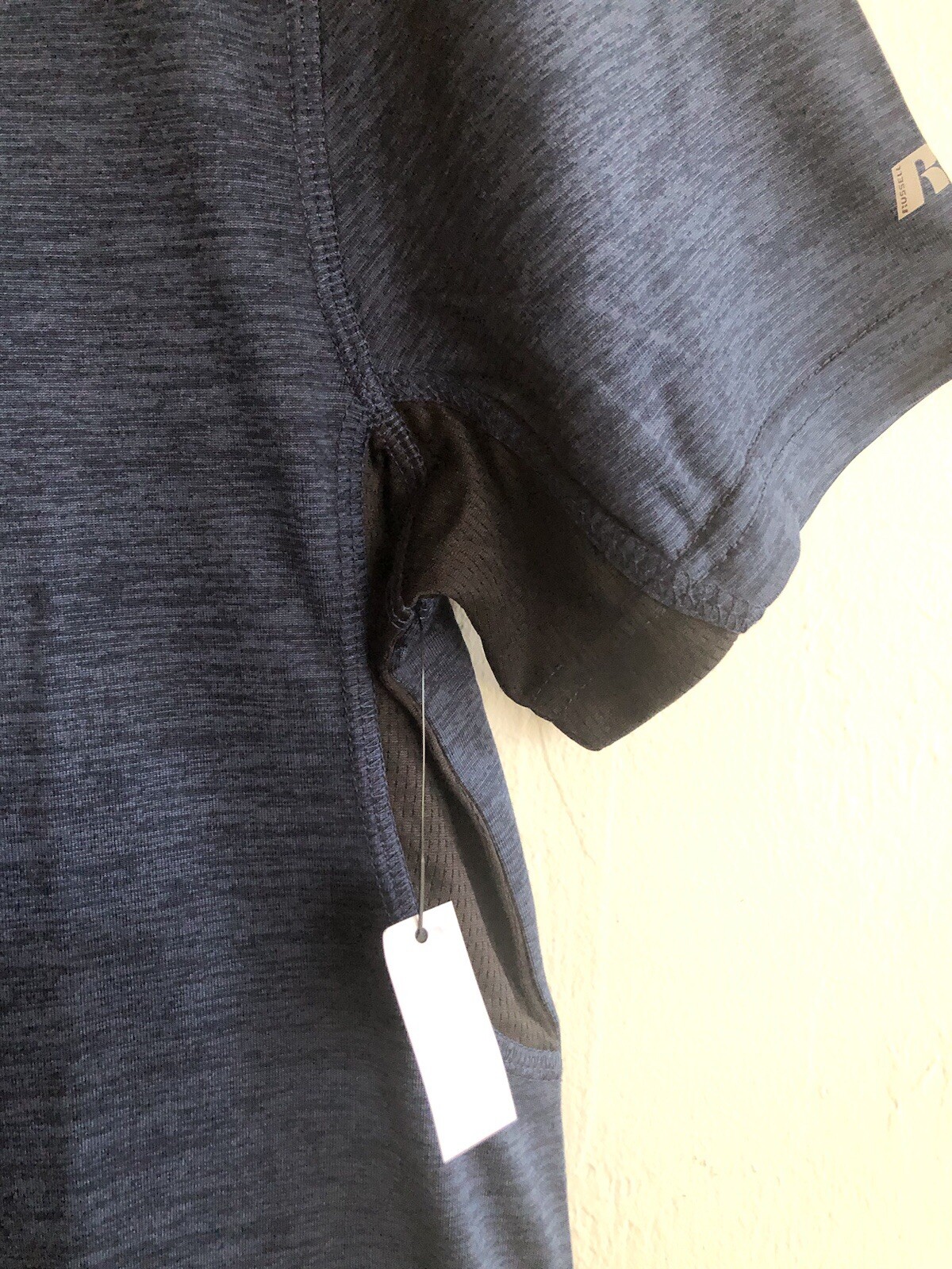 RUSSELL Mens Dri Power 360 T-Shirt Size Med 38-40 Blue Black Underarm Insert New