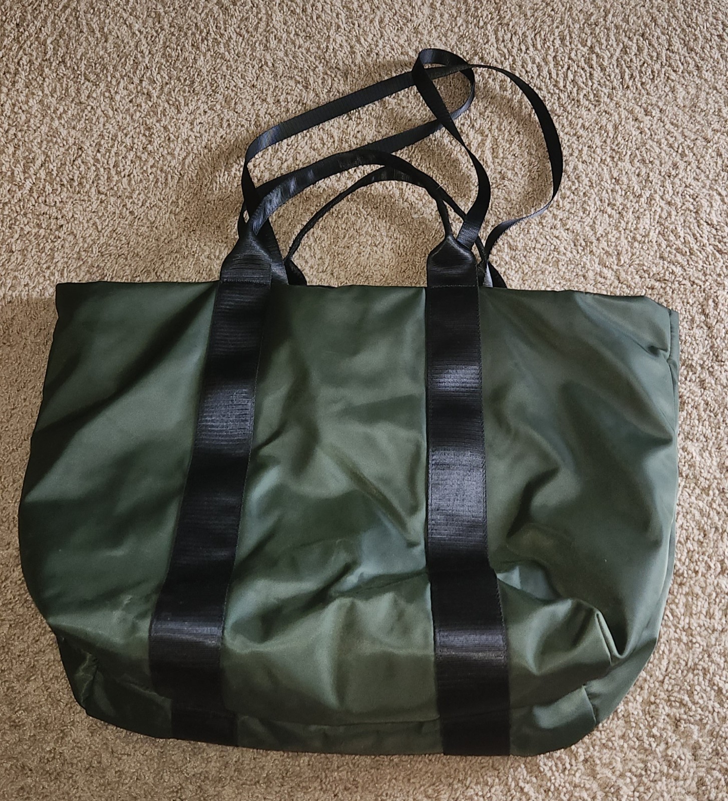 Fabletics The Day Trip Bag Green Lined Yoga Tote With Long Shoulder Straps