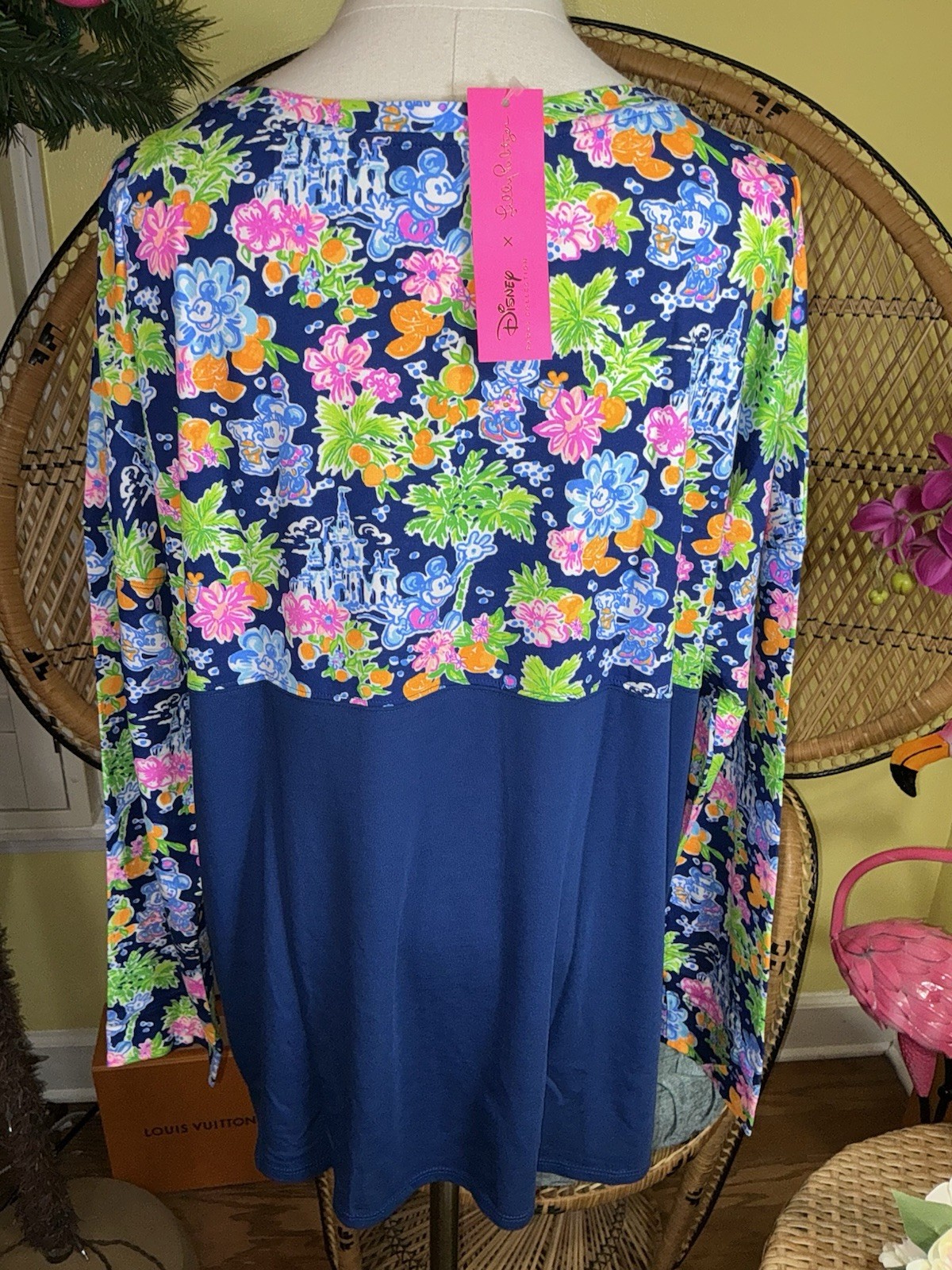 Lilly Pulitzer NWT Finn Top Lilly Loves Disney Size L,XL