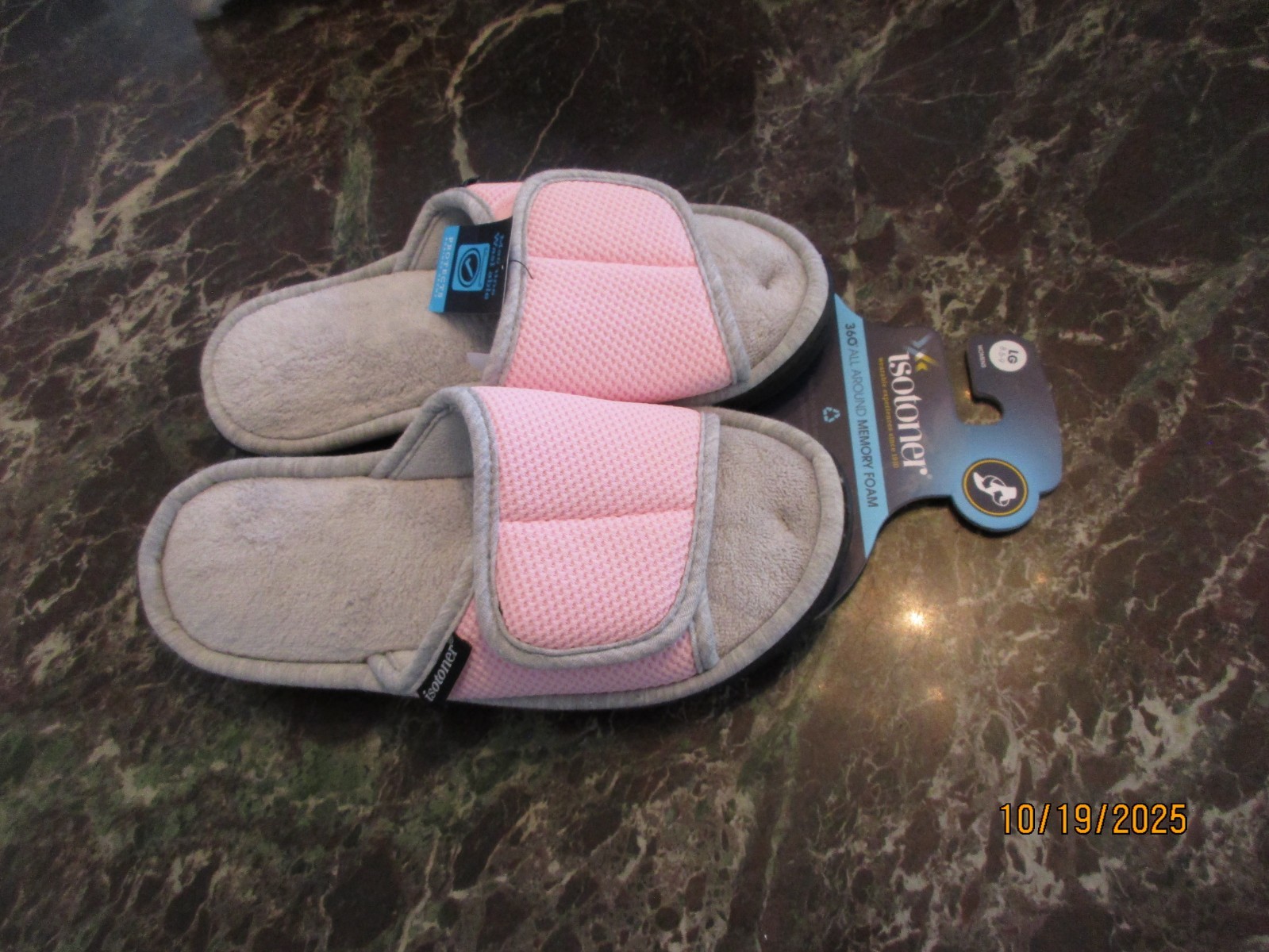 Isotoner Women Adjustable Comfort Slide Slippers Pink L (8.5-9) Memory Foam NEW