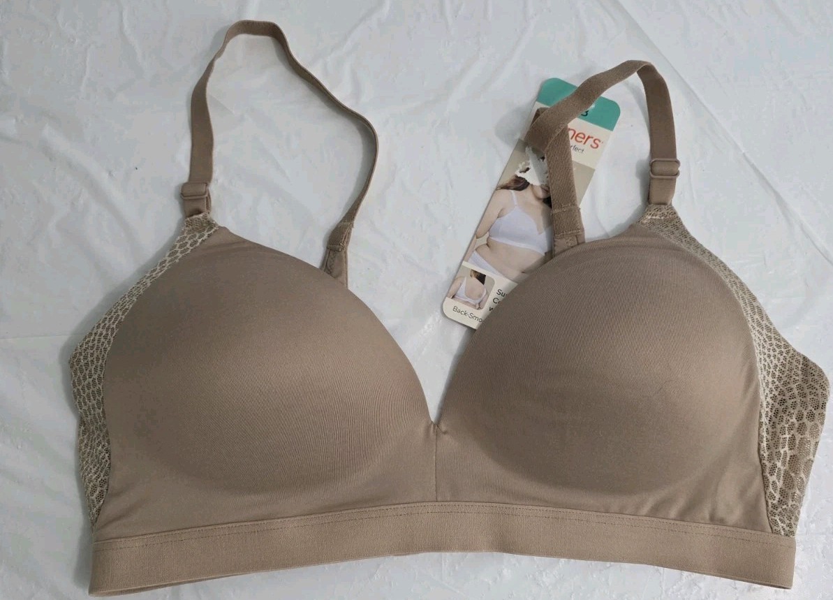 NWT WARNERS SIMPLY PERFECT 38B BEIGE WIRELESS BACK SMOOTHING LIFT PADDED BRA