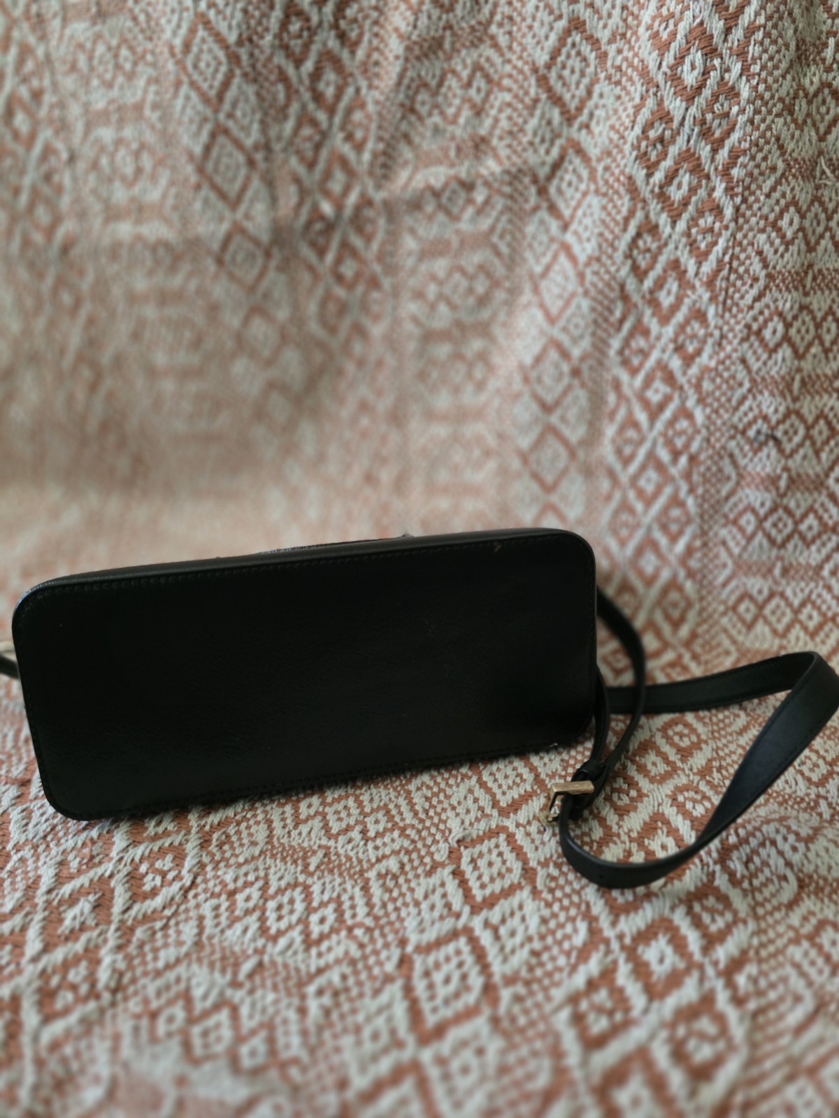 Kate Spade Black and White purse Grove Street Carli satchel crossbody