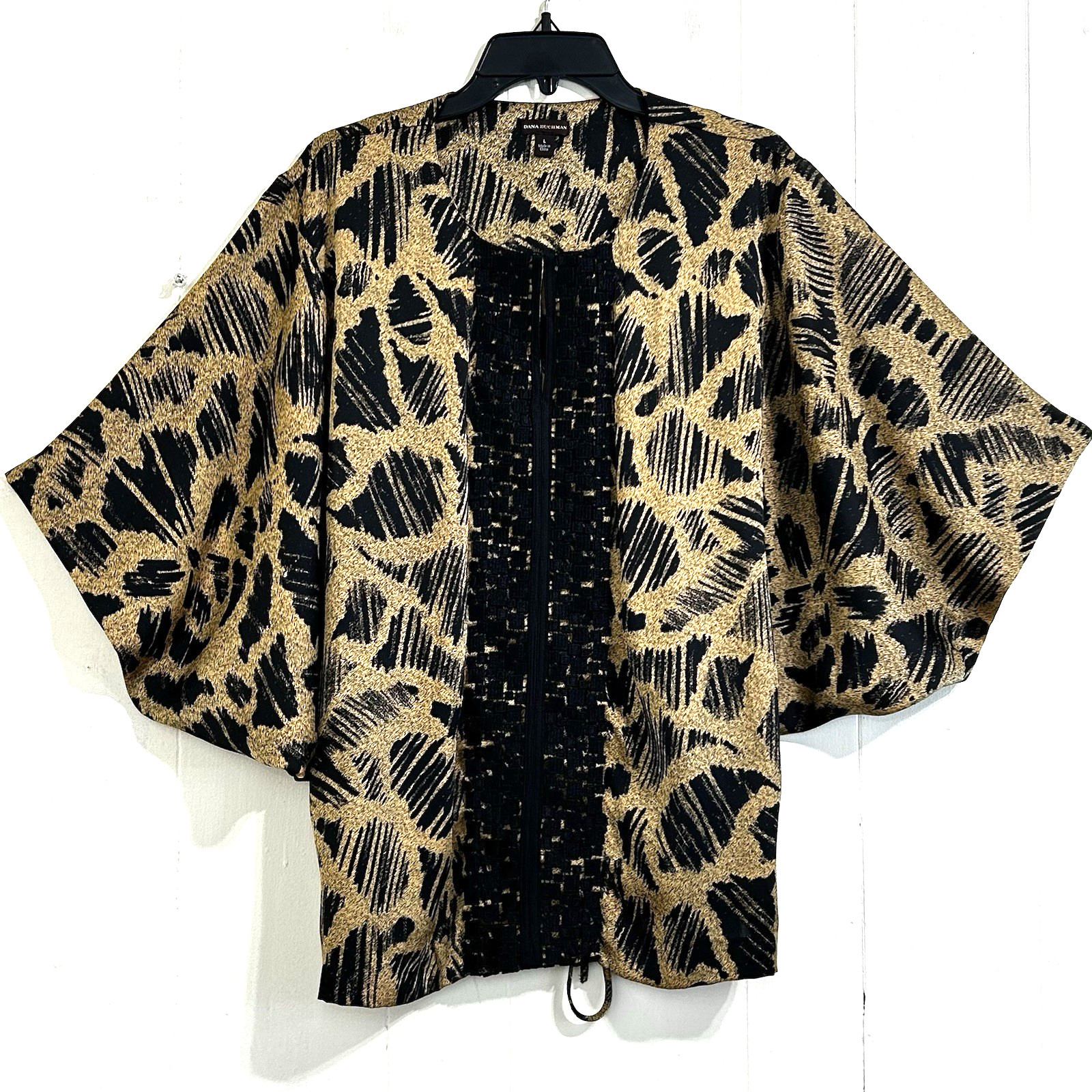 Dana Buchman Blouse Top Size Large Black Gold Animal Print Dolman Sleeve Top.