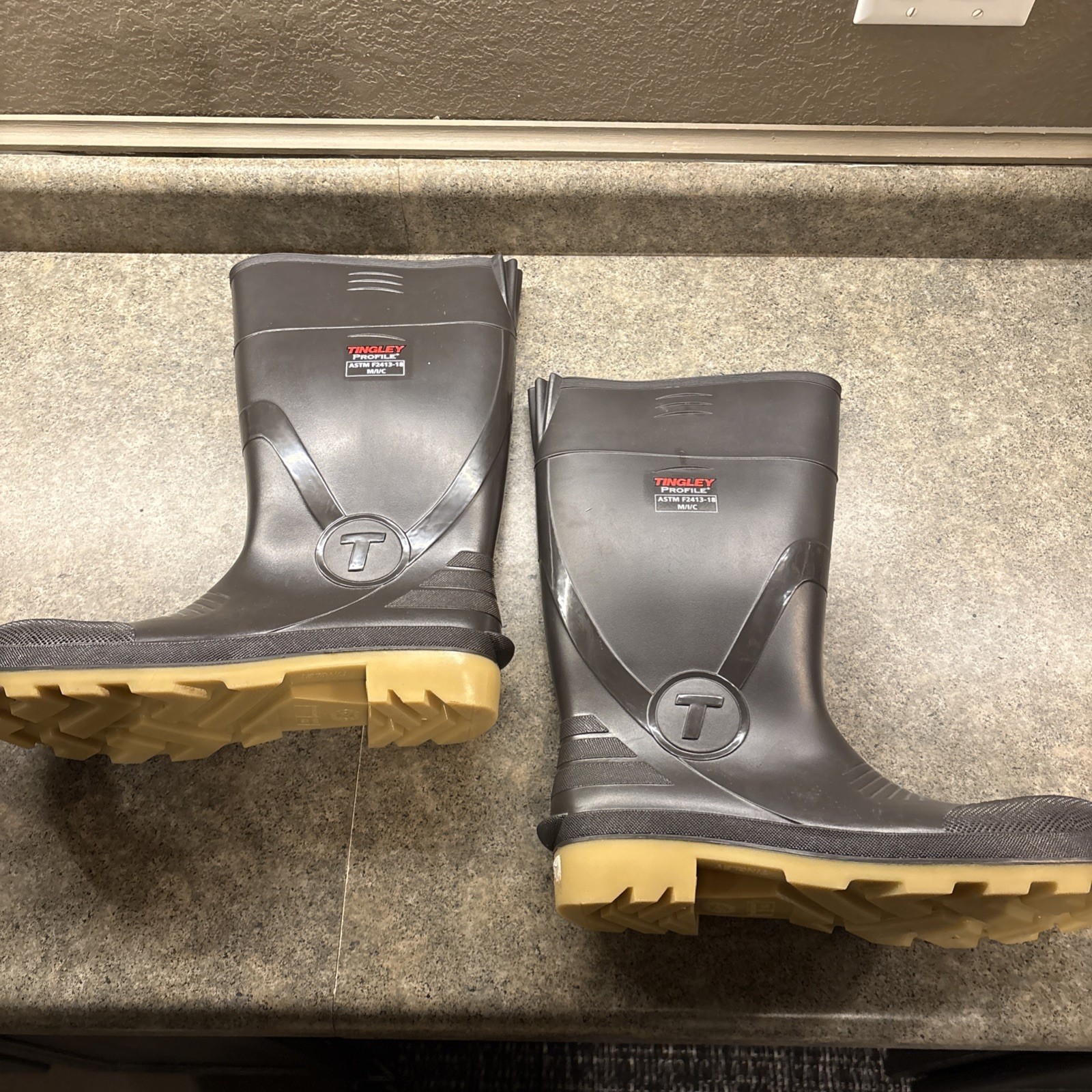 Tingley Steel Toe Rubber Boots Profile Size 13 Men’s Astm F2413–18