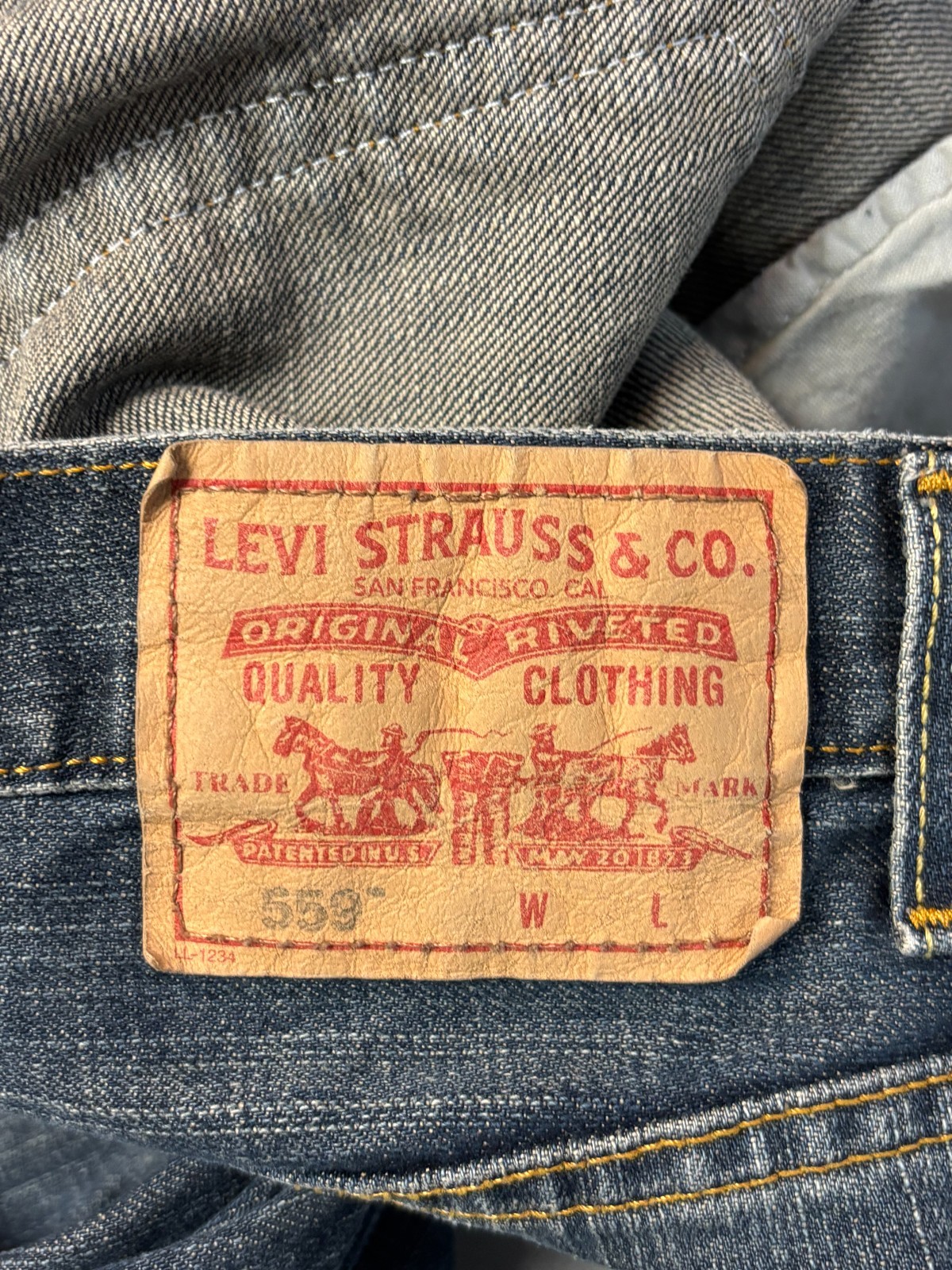 Levi’s 559 Straight Leg Jeans Men’s Denim Blue Relaxed Fit 5-Pocket W46 L32