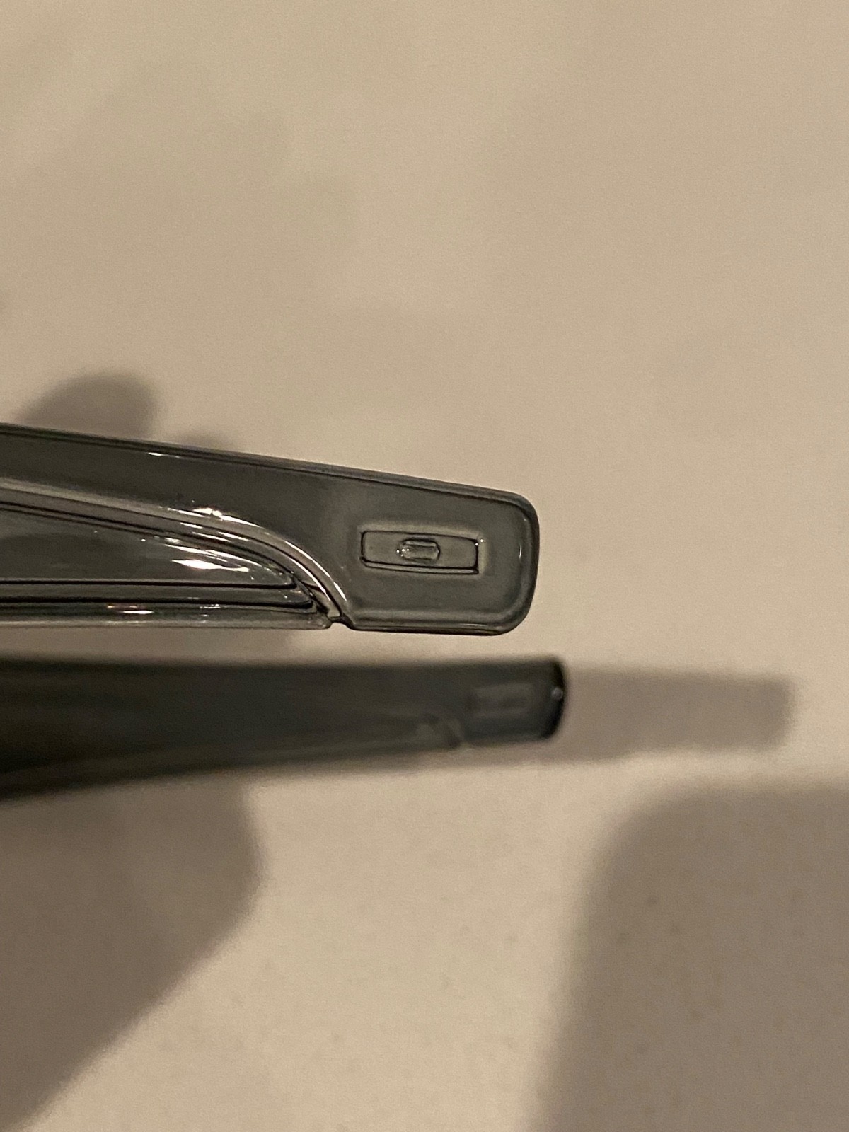 Oakley Sunglasses New No scratches perfect for the summer!