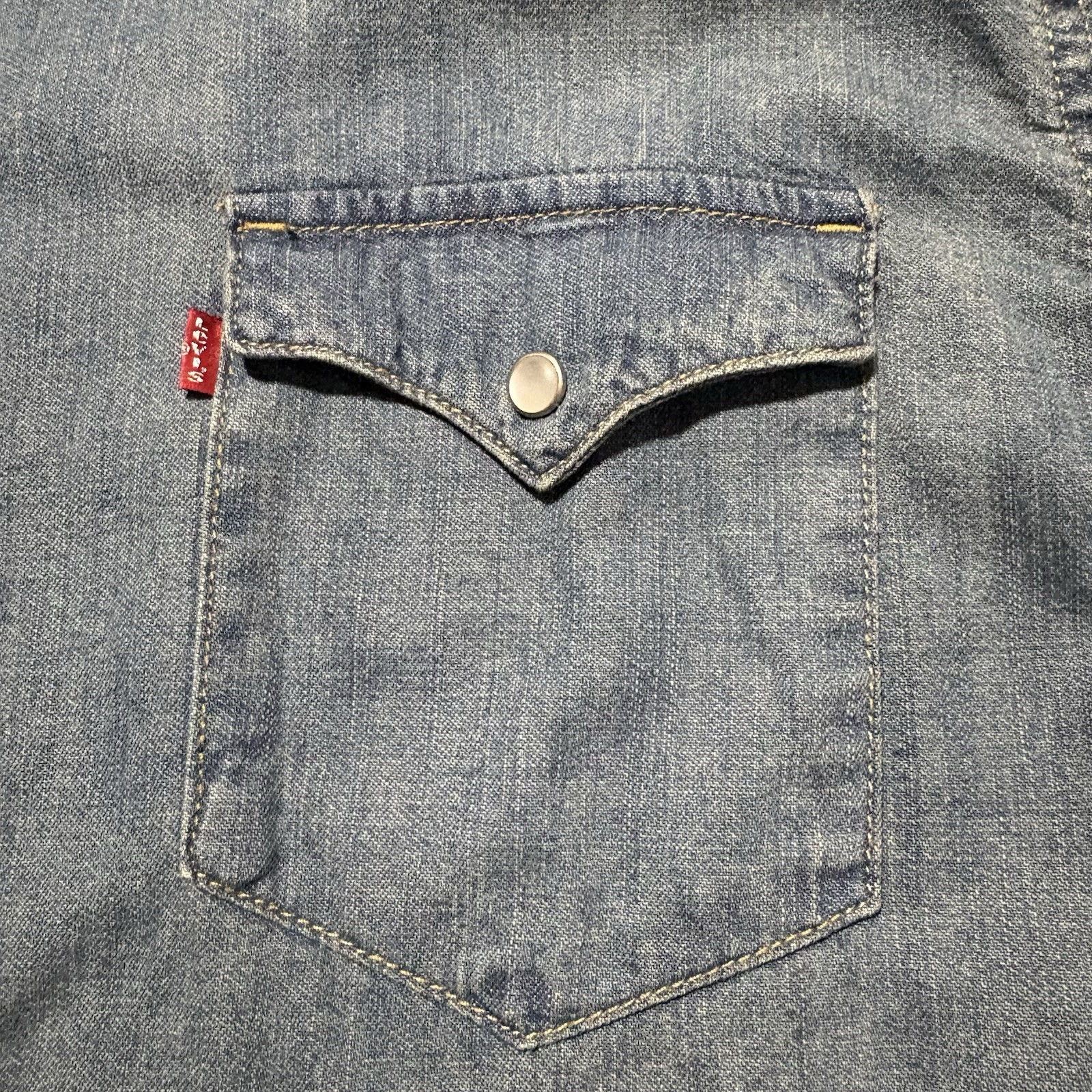 Levi’s XXL Classic Casual Sawtooth Denim Western Shirt Medium Blue 3LYLW2262 NWT