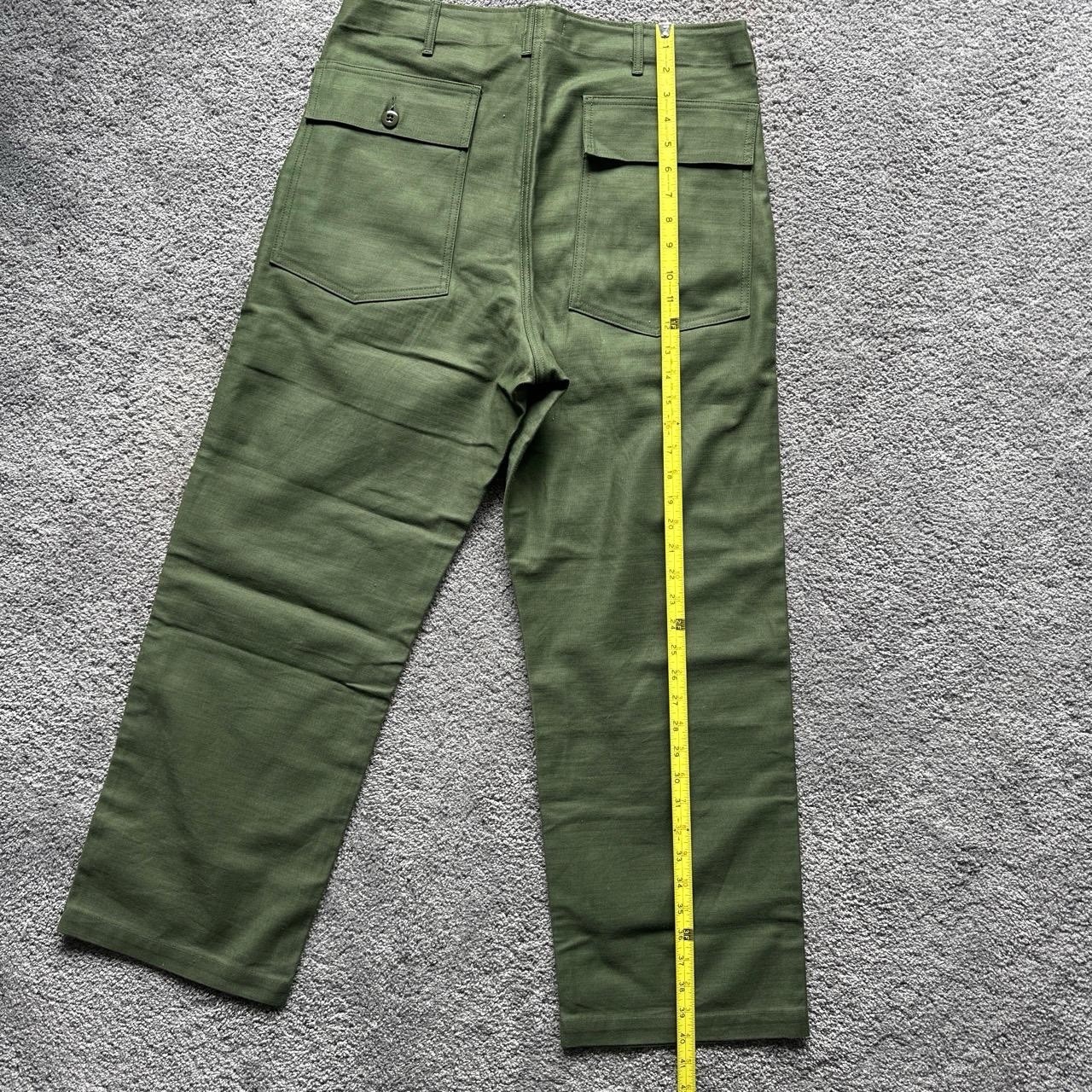 WTAPS Green Cotton Satin Military Pants Straight Leg Pockets Regular Fit 02