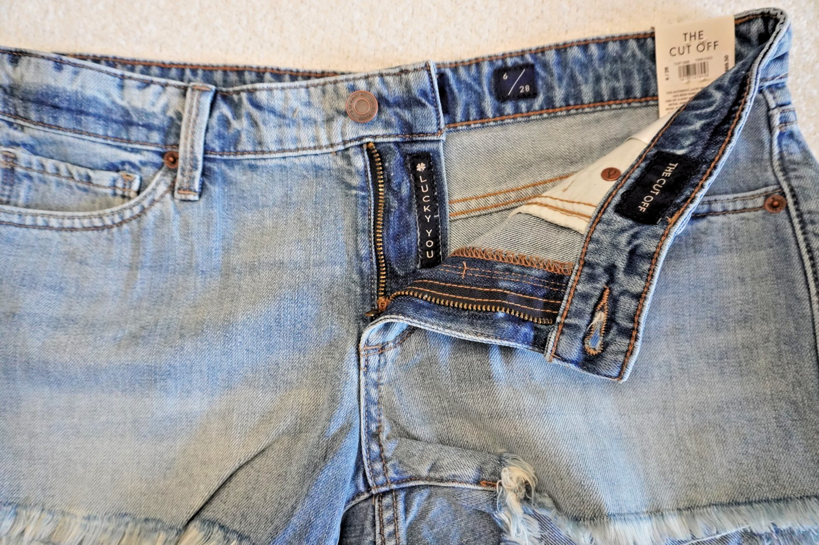 Lucky Brand Denim Cut Off Shorts Light Wash Frayed Hem Mid Rise Casual