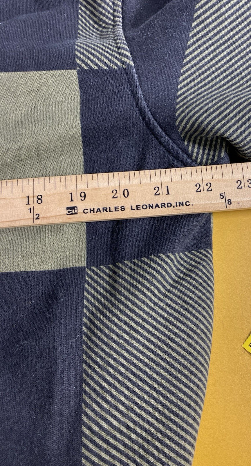 Burton Soft Lining Sherpa Hooded Geometric Warm Thick Full Zip Pull String 40R