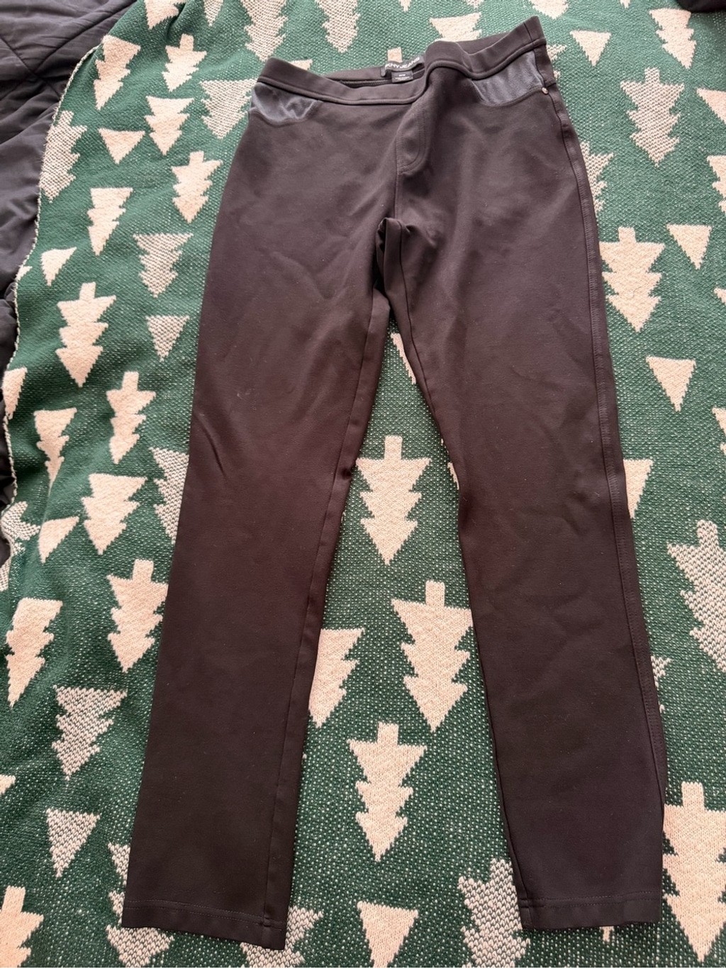 DKNY Black Ponte Pull On Legging Pants Contrast Pocket Detail Medium