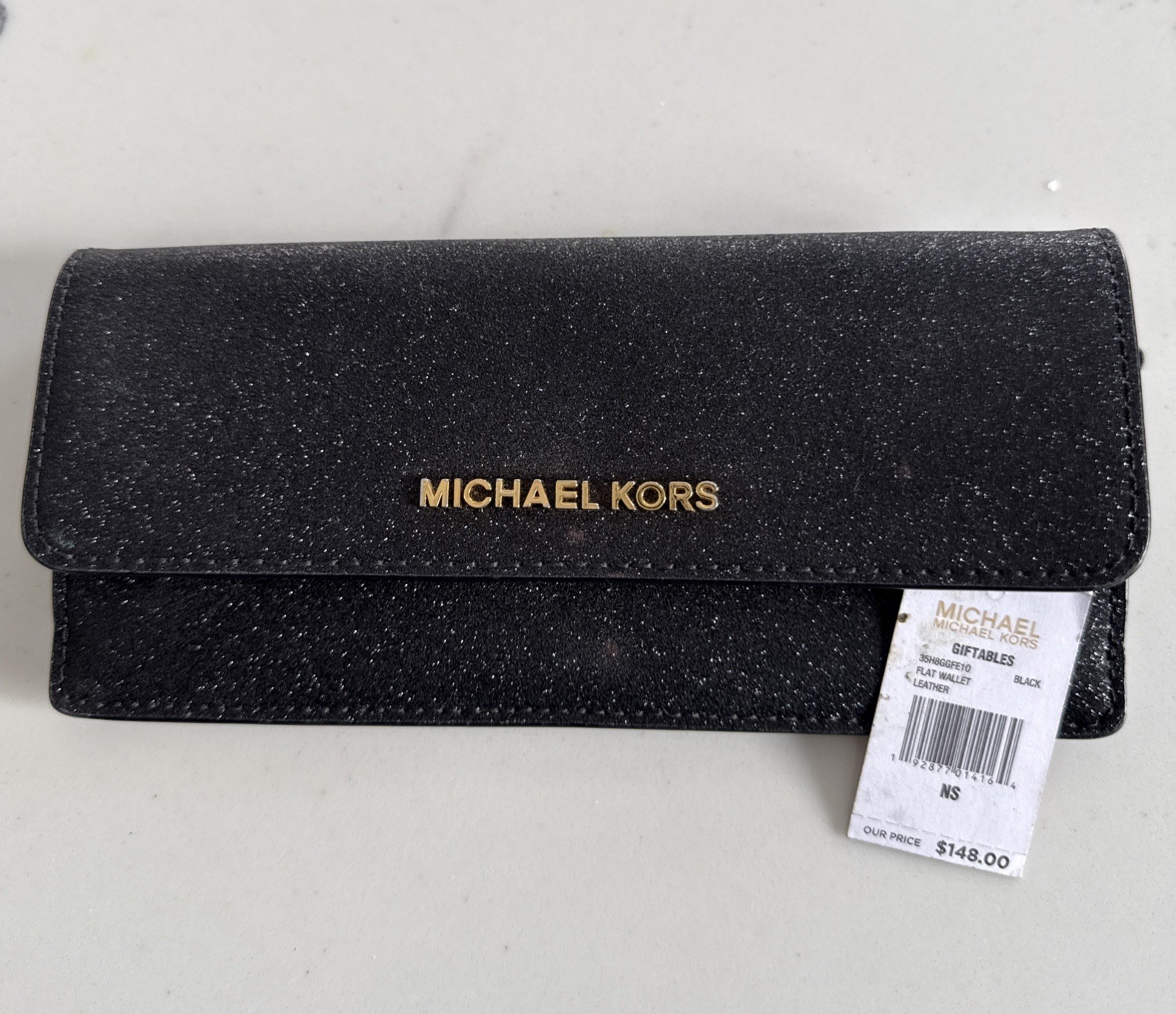 MICHAEL KORS Jet Set Wallet-Black-8 Credit Card Slots Gold HWRE-NWT