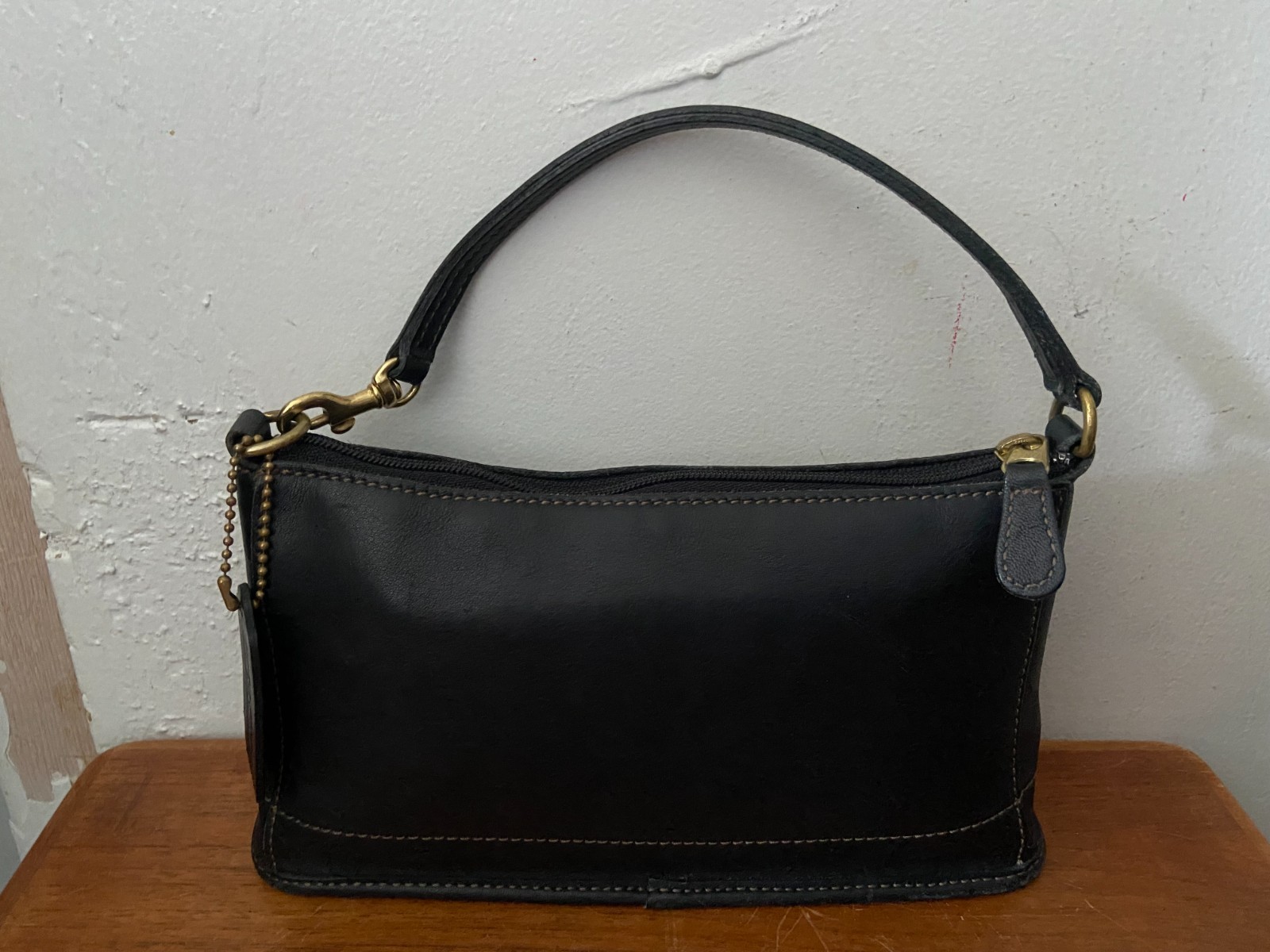 Vintage COACH 9311 Bleecker Demi Black Leather Rare Shoulder Bag Baguette USA