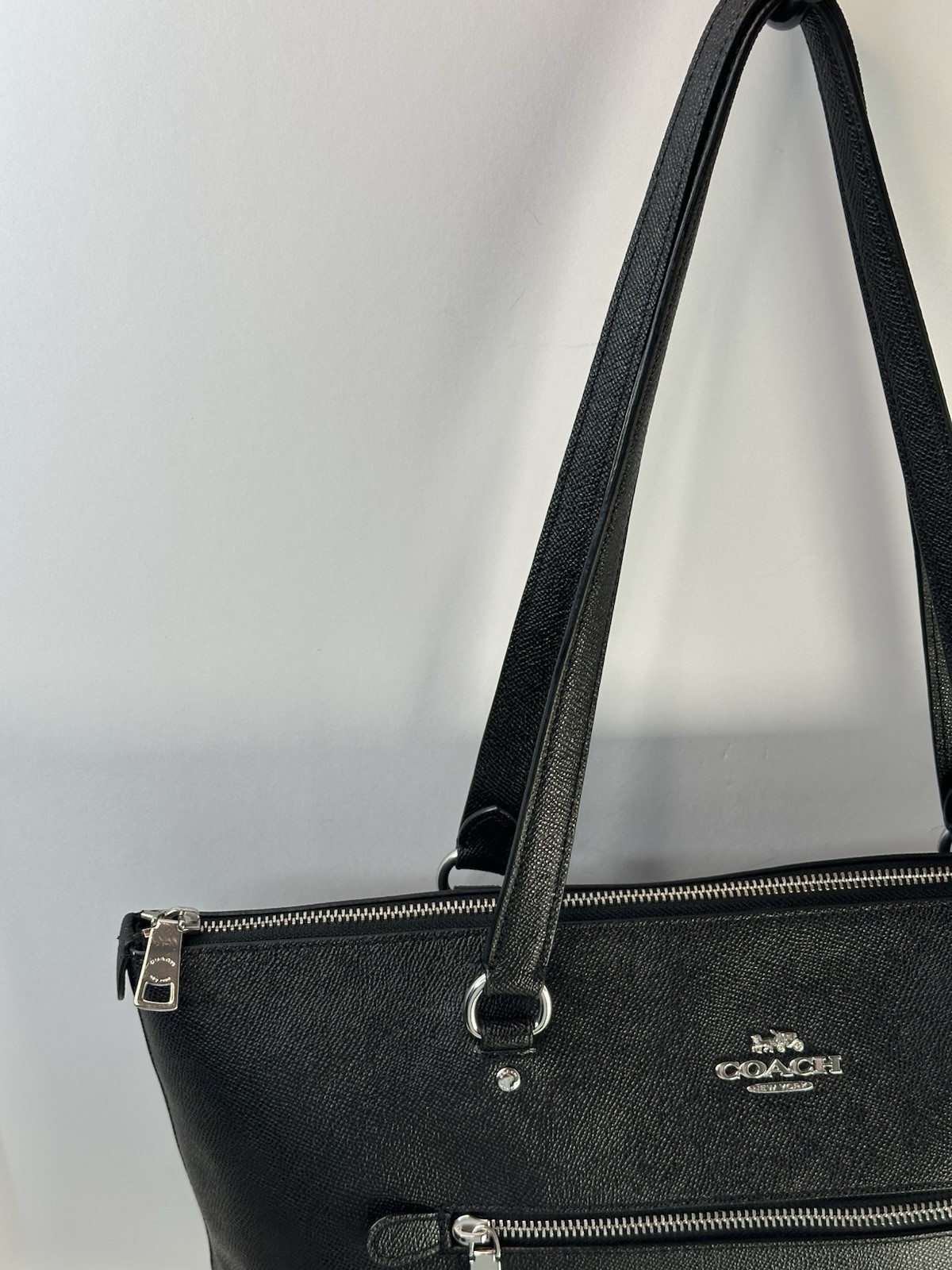Coach Gallery Tote (F79608) Black Cross Grain Leather Bag – EUC!