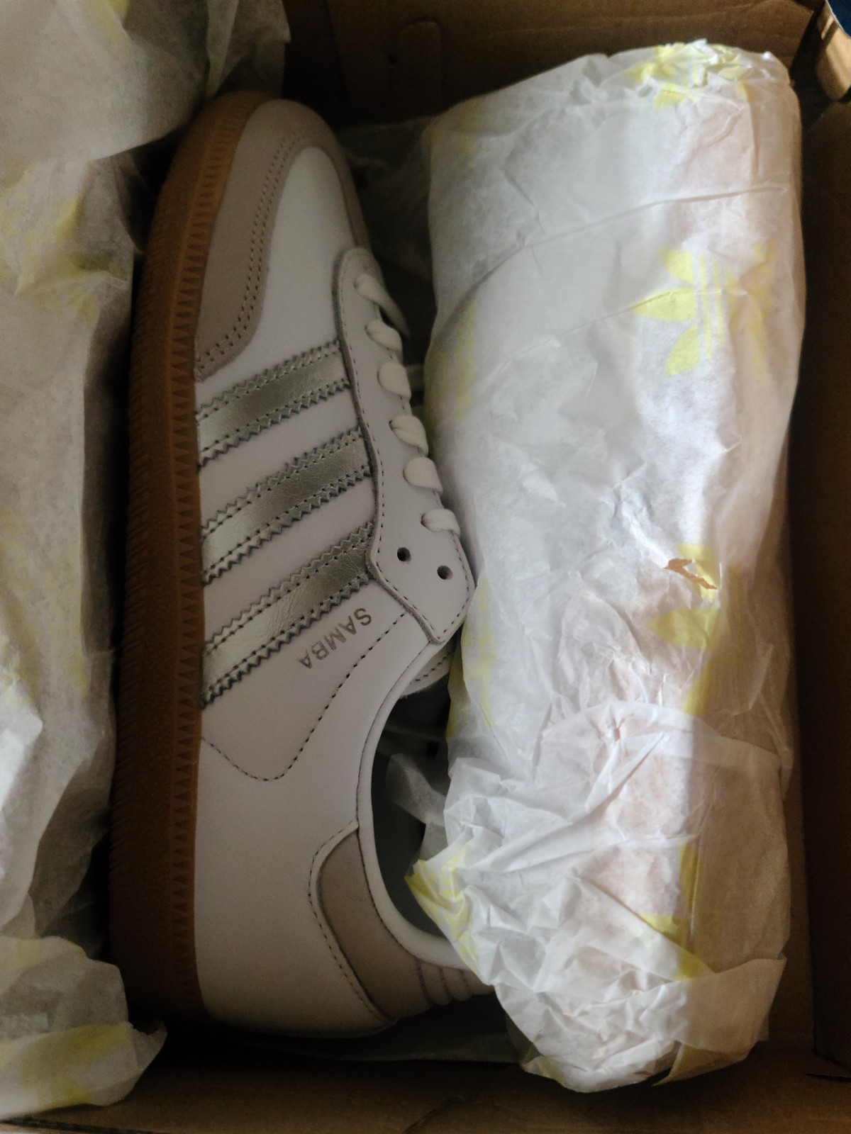 Adidas Samba OG Shoes (White/Metallic Silver) [JI2725] – Size 7 (Women)