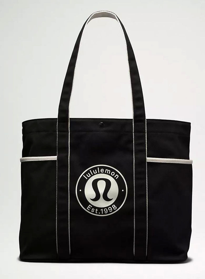 Lululemon Multi-Pocket Black Canvas Tote Bag Black cream 20.1″ x 5.9″ x 13.8