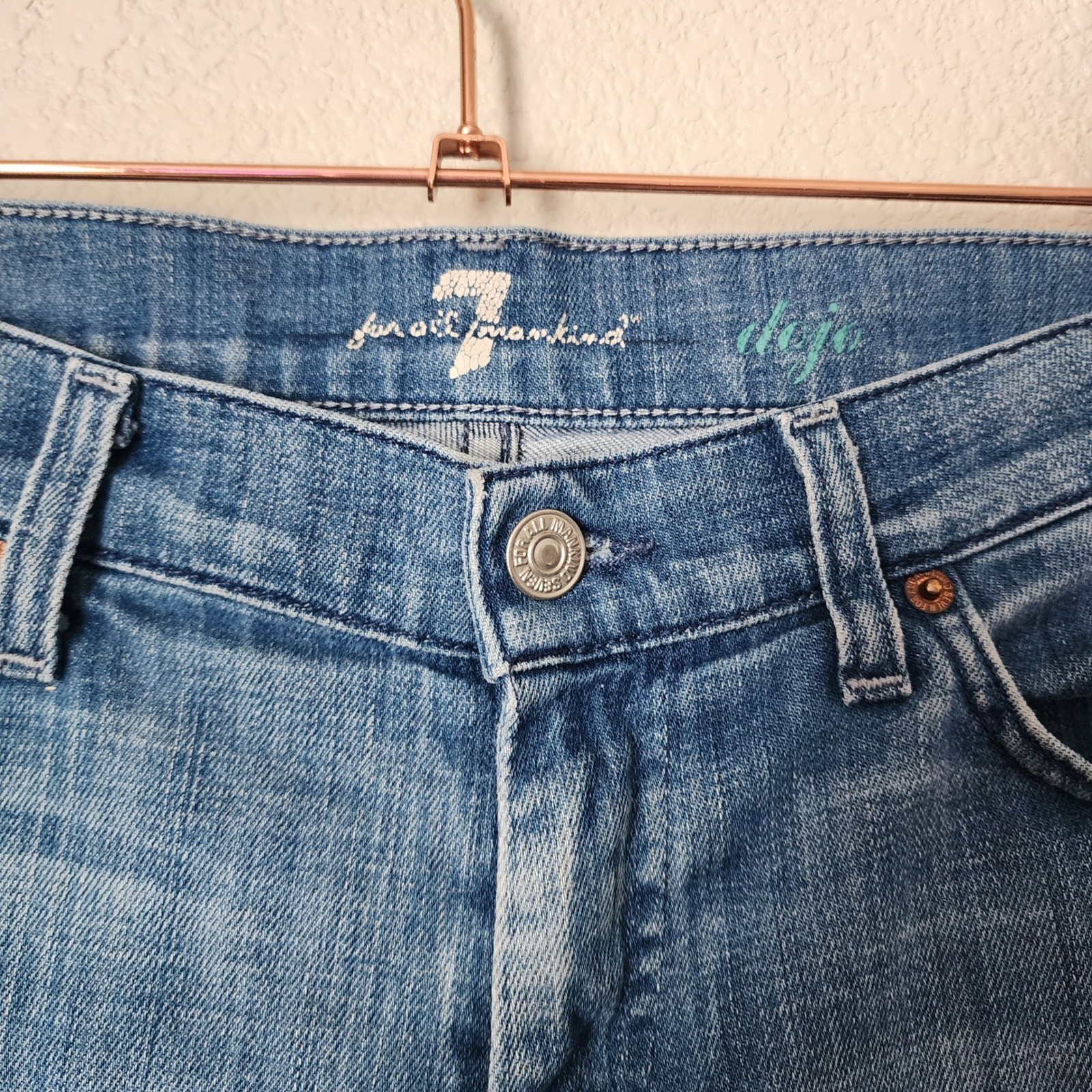 7 FOR ALL MANKIND Dojo Crop Capri jeans y2k light wash 28