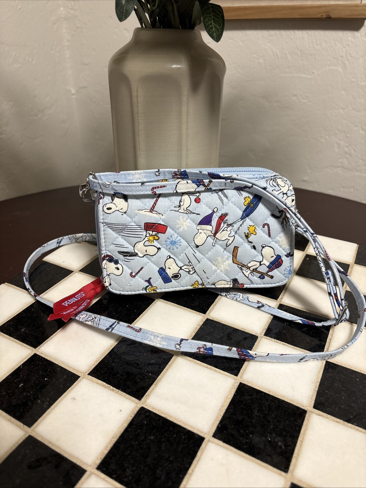 Vera Bradley 2021 Ski Jump Snoopy Peanuts Gang RFID All In One Crossbody Bag