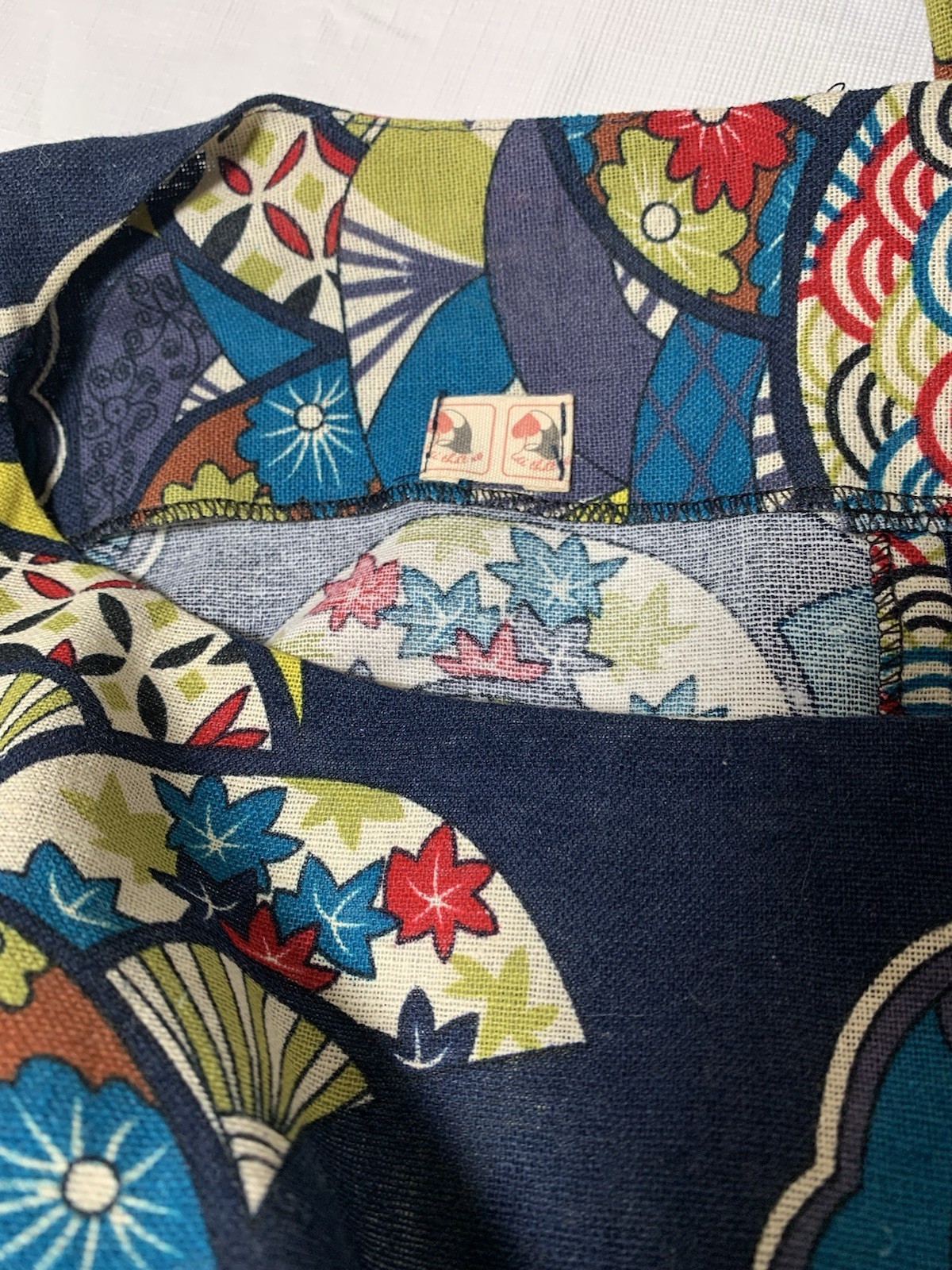 HANDMADE UKIYOE STYLE NAVY BLUE COTTON LINEN FABRIC WITH COLORFUL FAN PATTERN