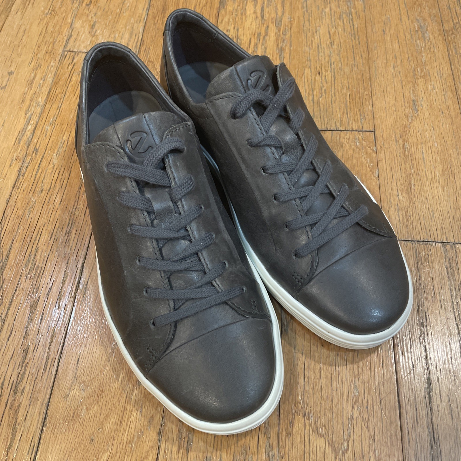 ECCO Men’s Soft 7 Sports Classic Sneaker Men’s Nubuck Trainer Grey US 7-7.5. NEW