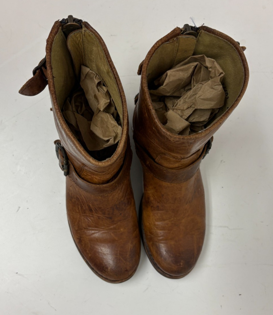 Frye Veronica Bootie Cognac Leather Rear Zip Women’s Boots US 6 B GREAT