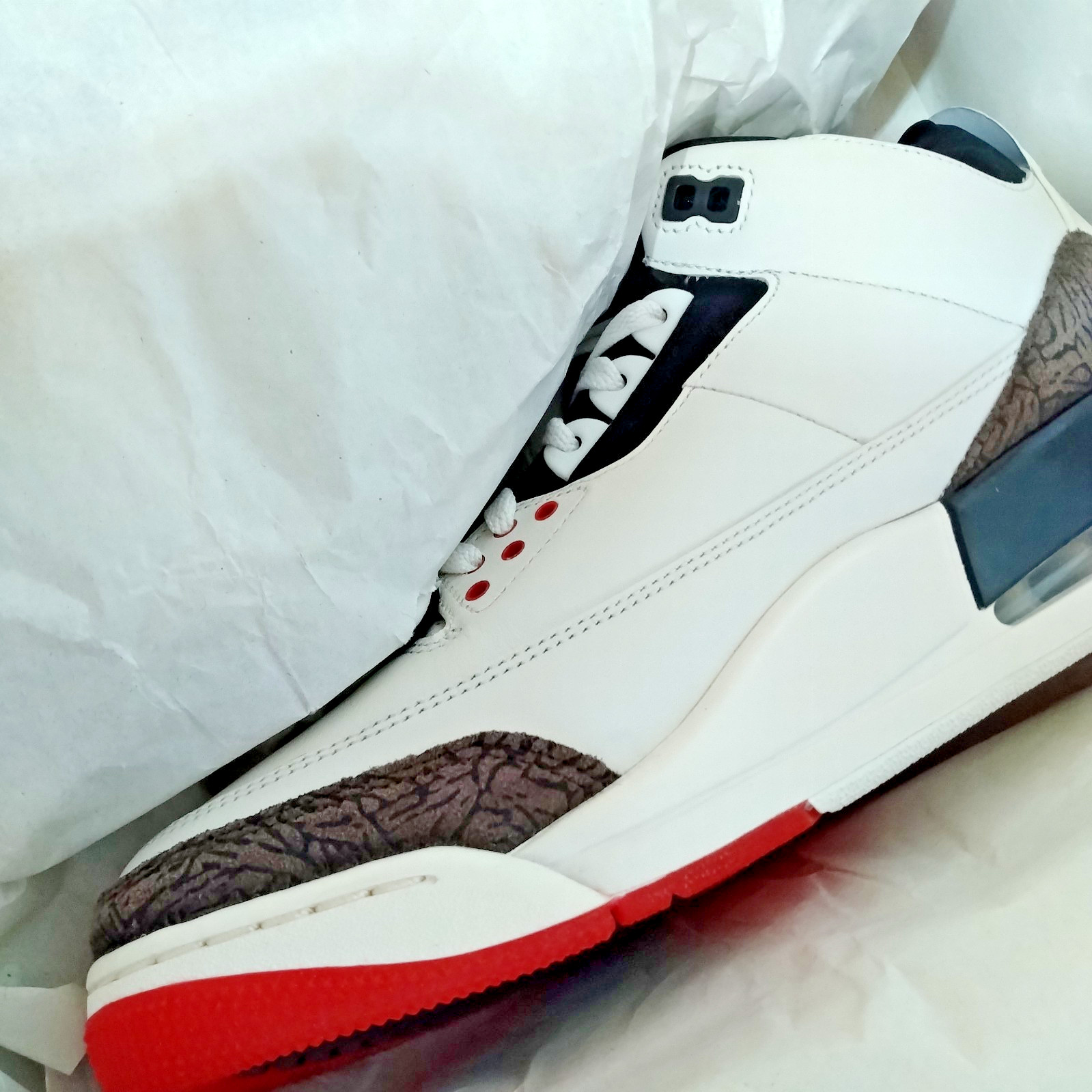 Nike Air Jordan 3 Retro OG Sail Black University Red IF4396-103 Men’s US 9.5 New