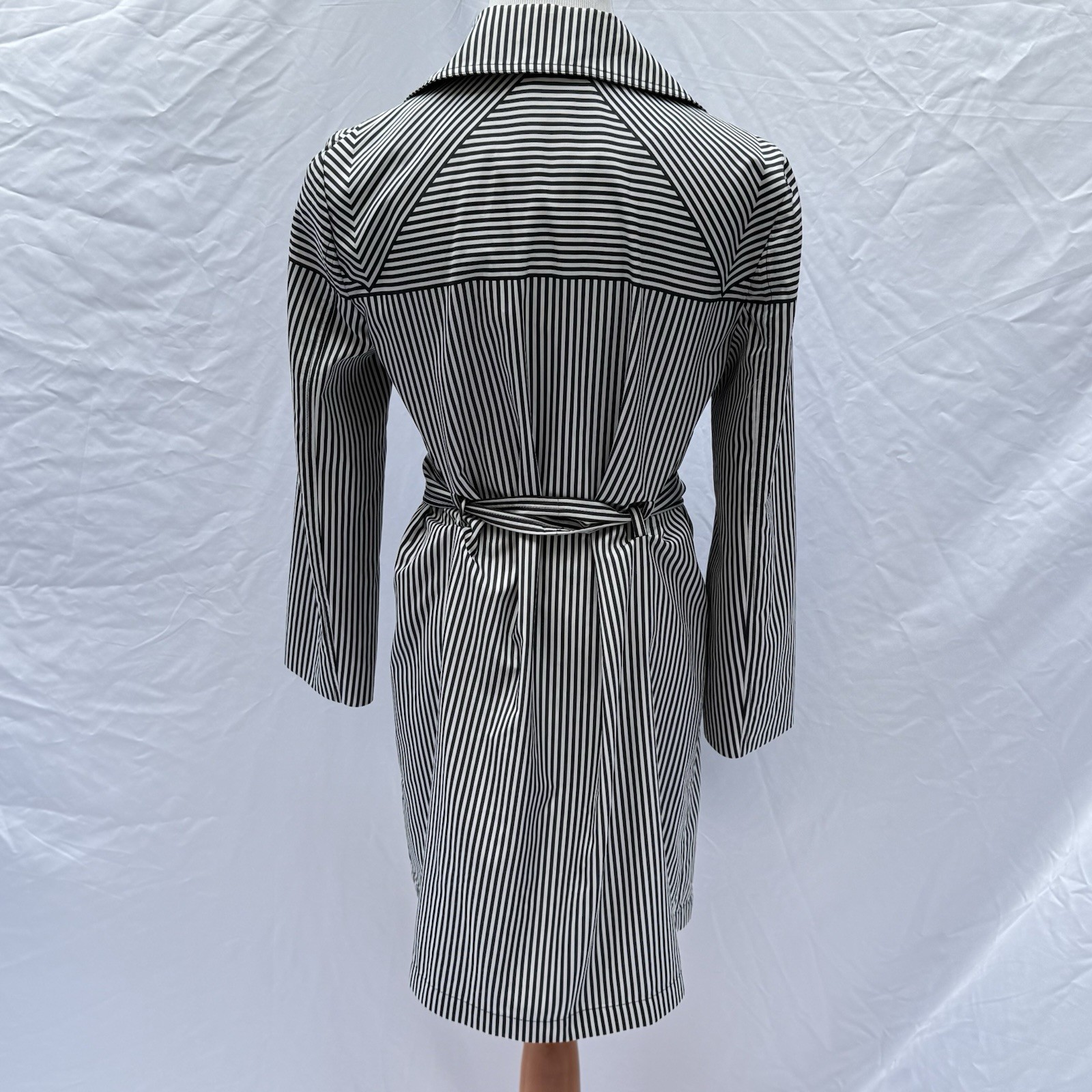 Diane Von Furstenberg DVF Barley Trench Coat w/Belt Sz 8 Black White Striped