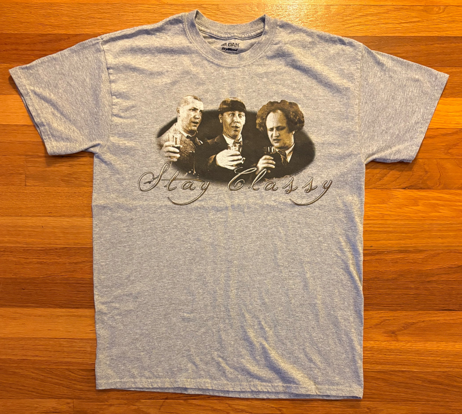 THREE STOOGES “Stay Classy” DRINKING T-Shirt Size MEDIUM 50/50 Gildan DryBlend