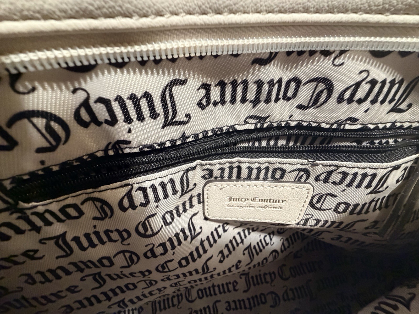Juicy Couture Beige Large Tote Bag Zip Closure Logo Pattern Heart Charm Pockets