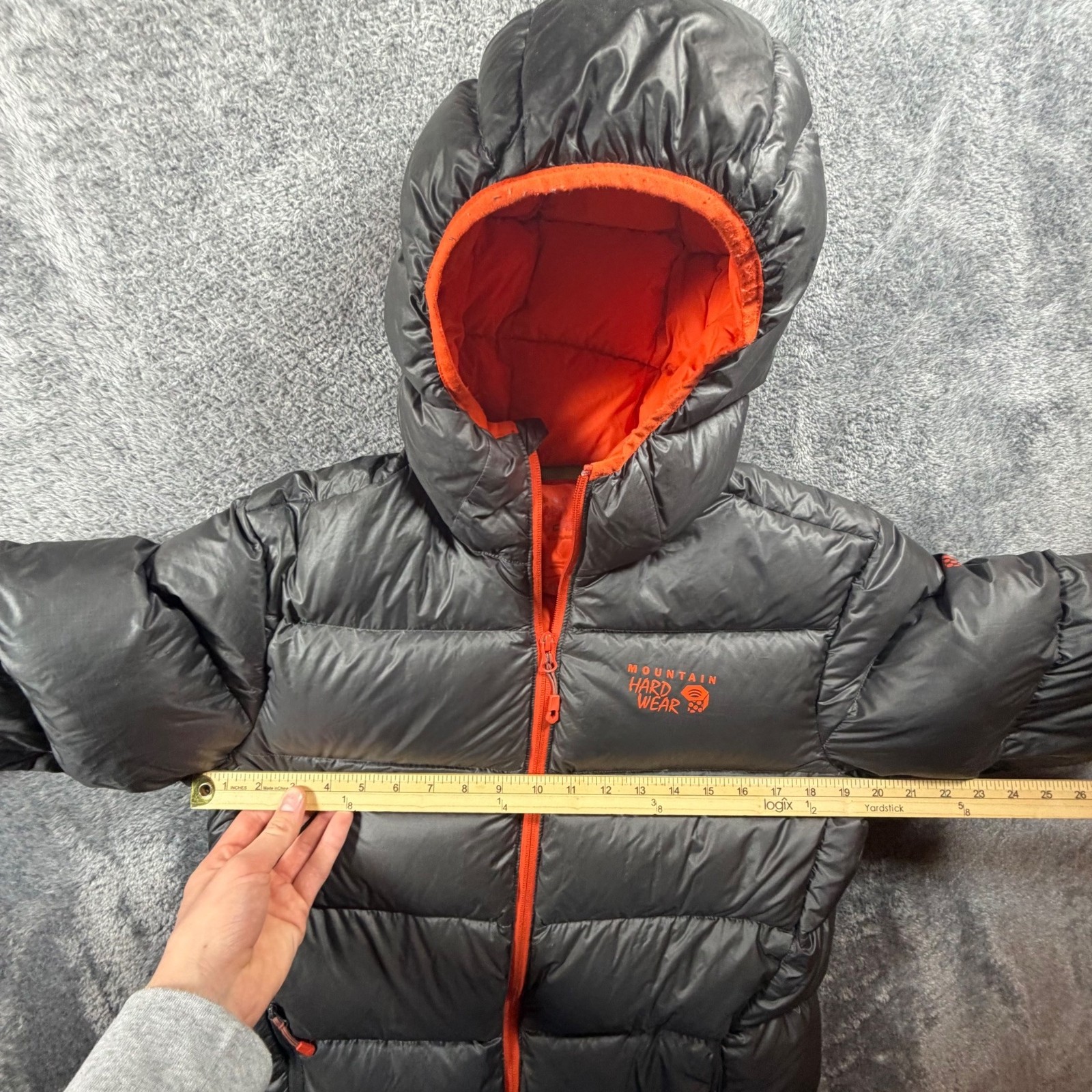 Mountain Hardwear Jacket Mens Medium Gray Kelvinator Hooded Down Puffer READ