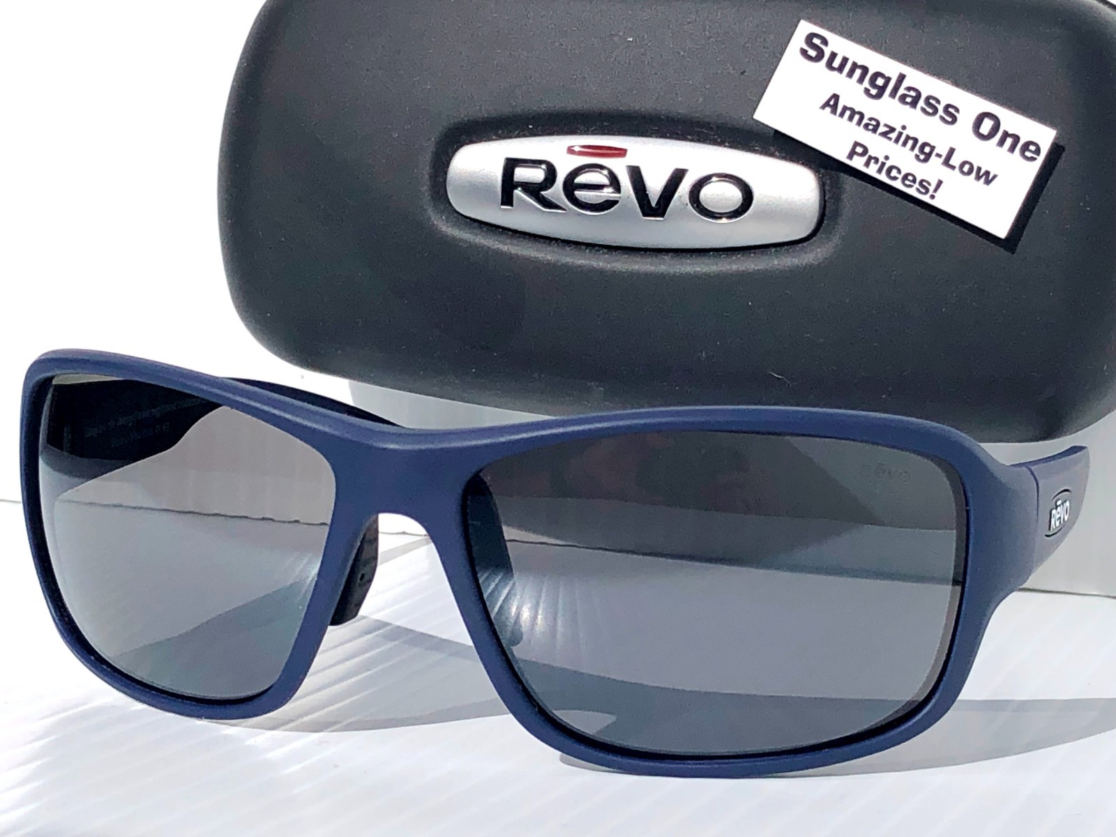 REVO VISTA Matte Blue Navy POLARIZED Grey Lens Sunglass 1186 05 GY