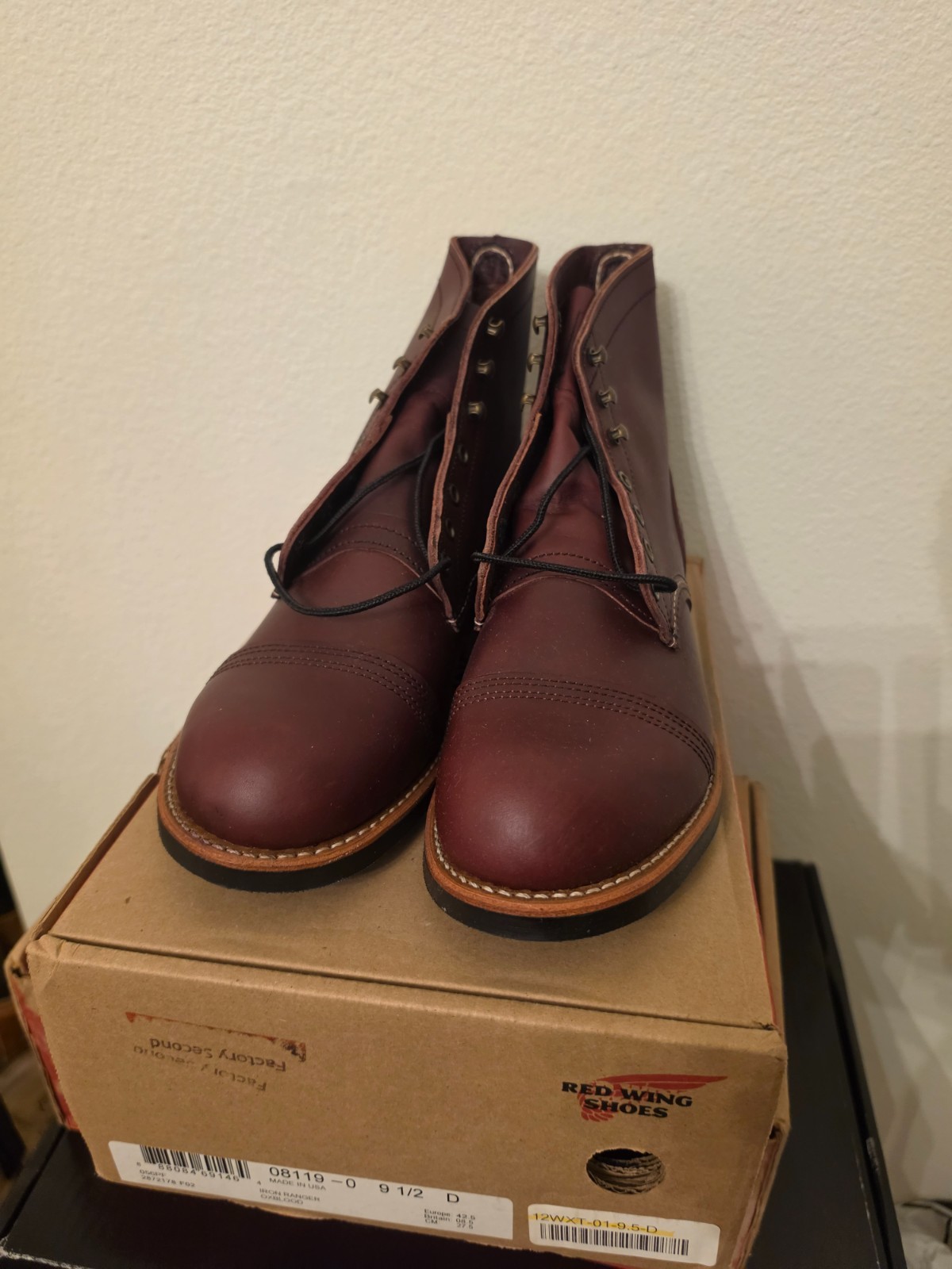 Red Wing 8119 Heritage Iron Ranger Oxblood Cap Toe Boots Mens 9.5D NEW W BOX