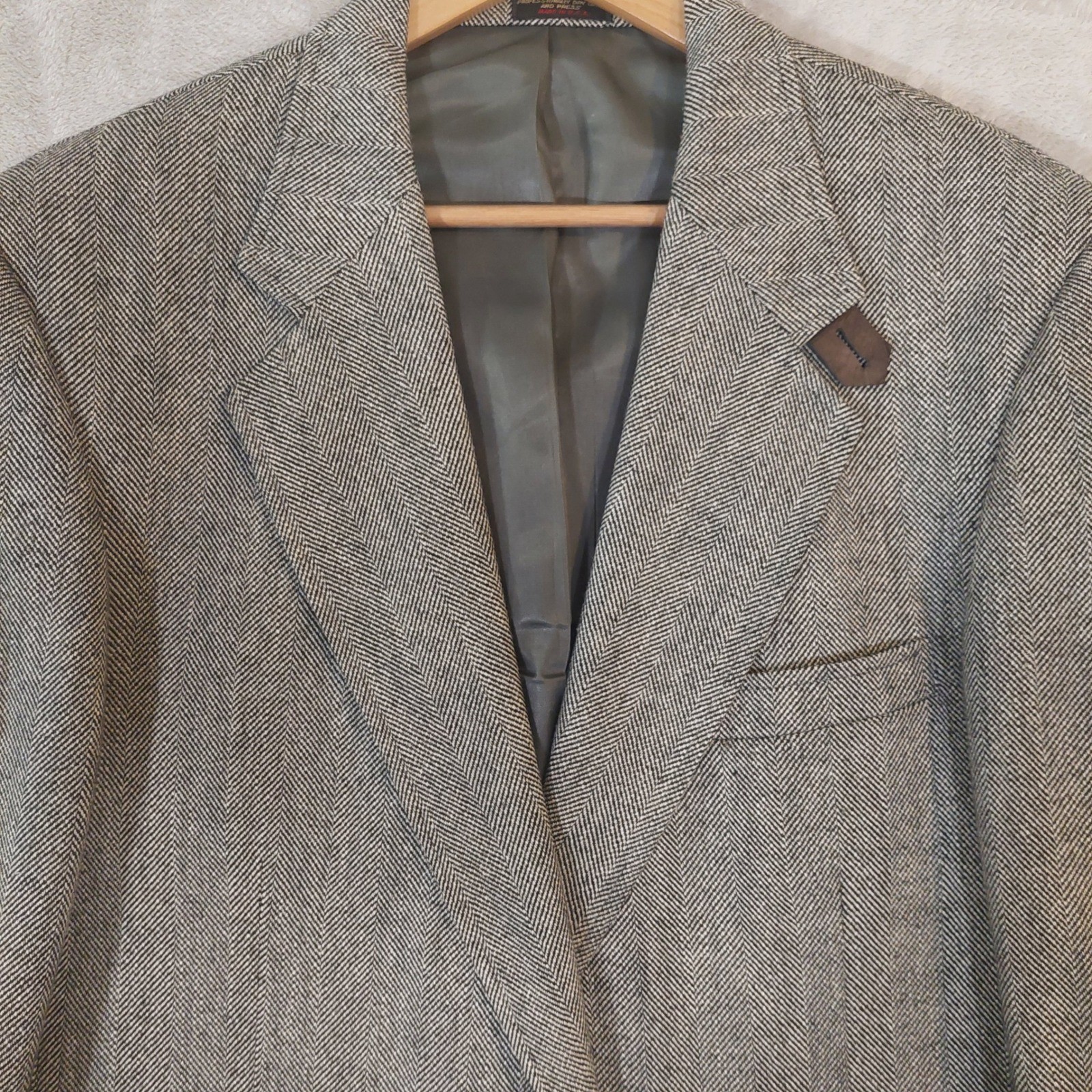 vintage Barons Presidential Herringbone Tweed USA made Jacket Elbow Patches 46R