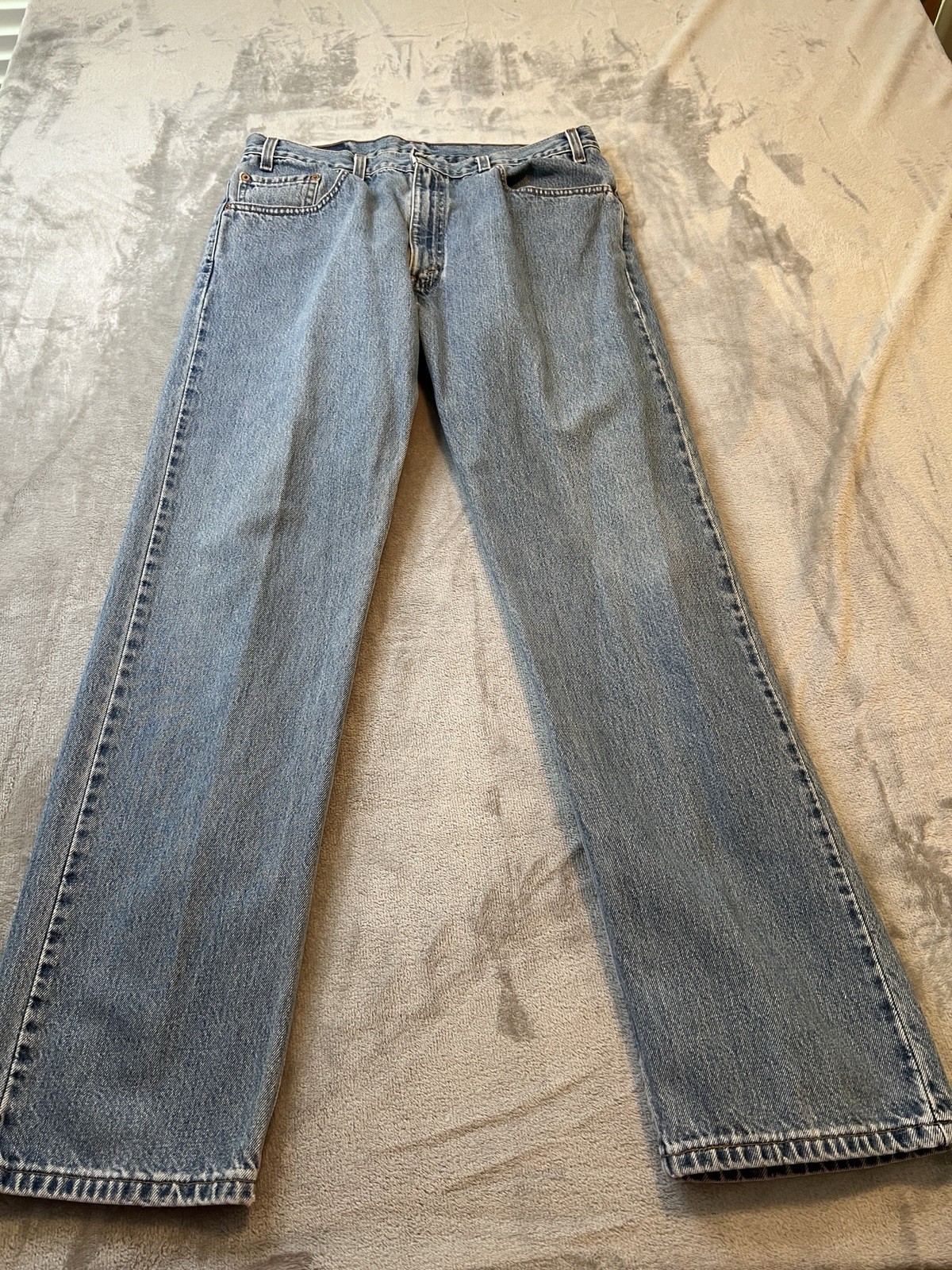 Levi’s 505 Mens Jeans 38×32 Light Wash Made In USA Regular Fit Straight Leg