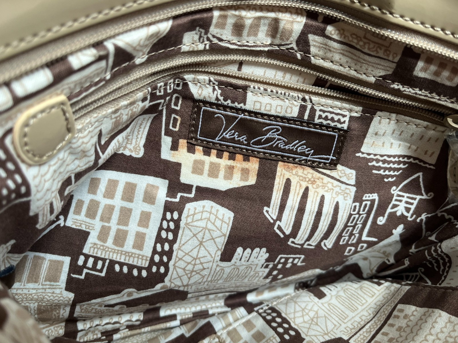 Vera Bradley Quilted Lt Tan Quilted Poly Crossbody Purse Patent Straps Accents