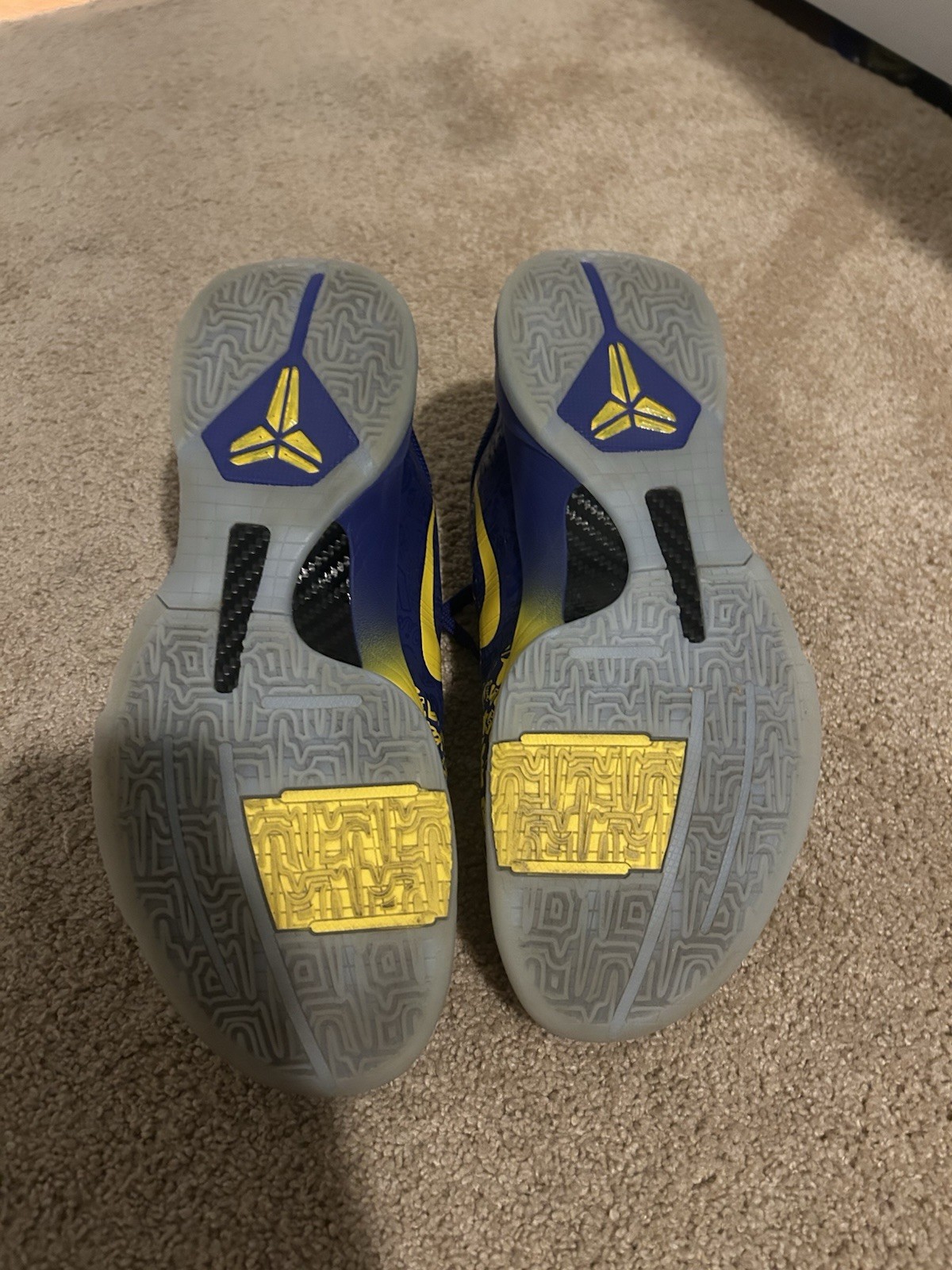 Size 10.5 – Nike Zoom Kobe 5 Protro 2020 5 Rings – Clean – replacement box ￼