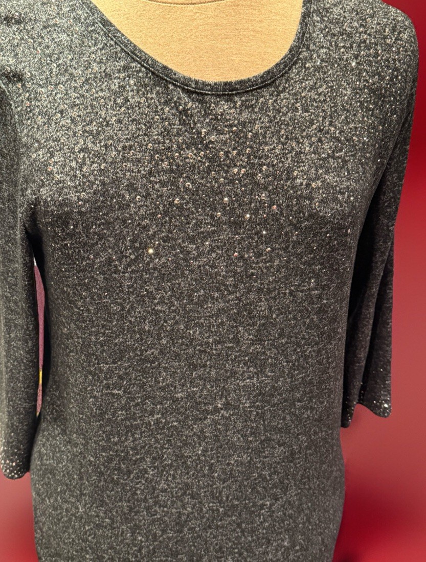 Ladies, “Tigi” , Grey with diamanté, 3/4 Sleeve Top, UK 10/12 (Loose fit)