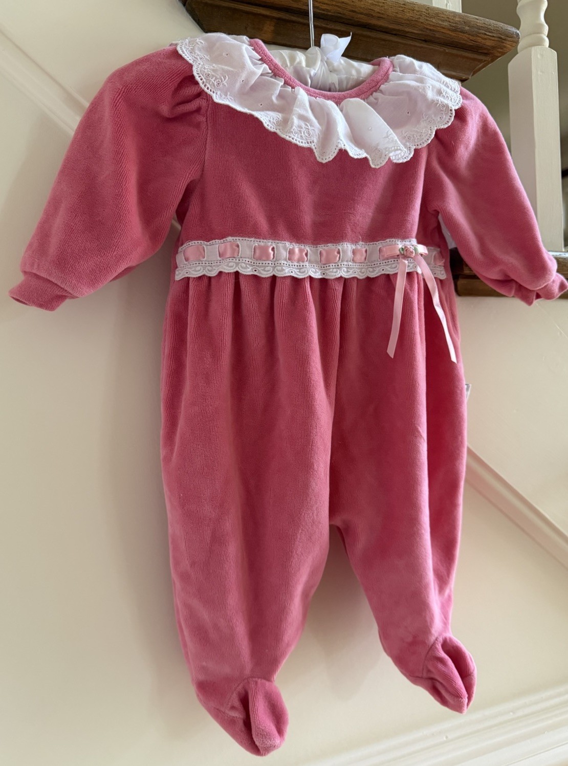 Little Me Pink Velour Footed Sleeper Lace Ruffle Collar Vintage Baby Girls