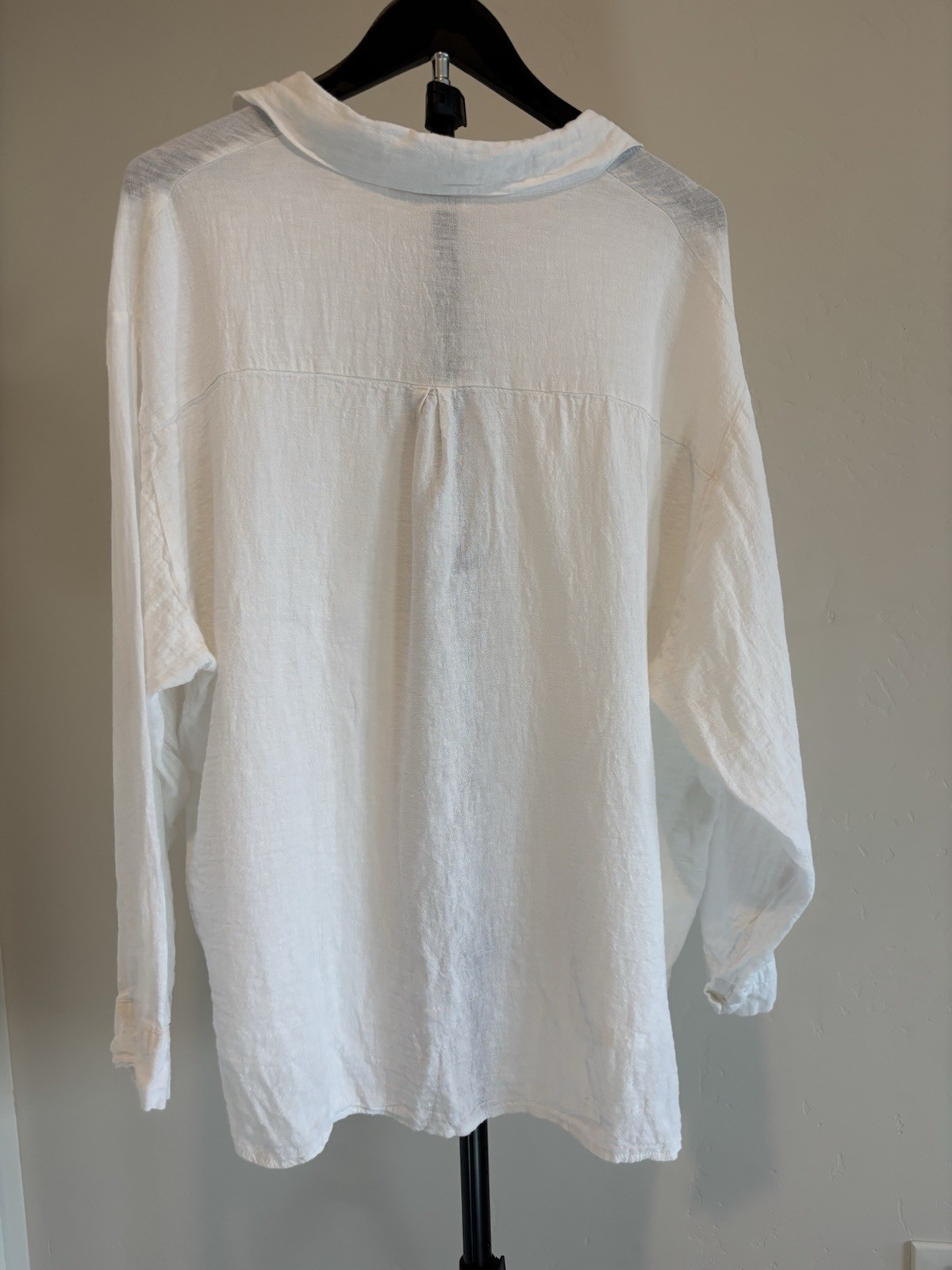 BLANKNYC Women’s XXL White Linen Blend Woven Collared Long Sleeve