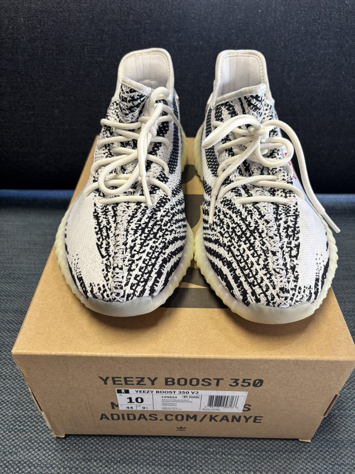 adidas Yeezy Boost 350 V2 Zebra – Size 10