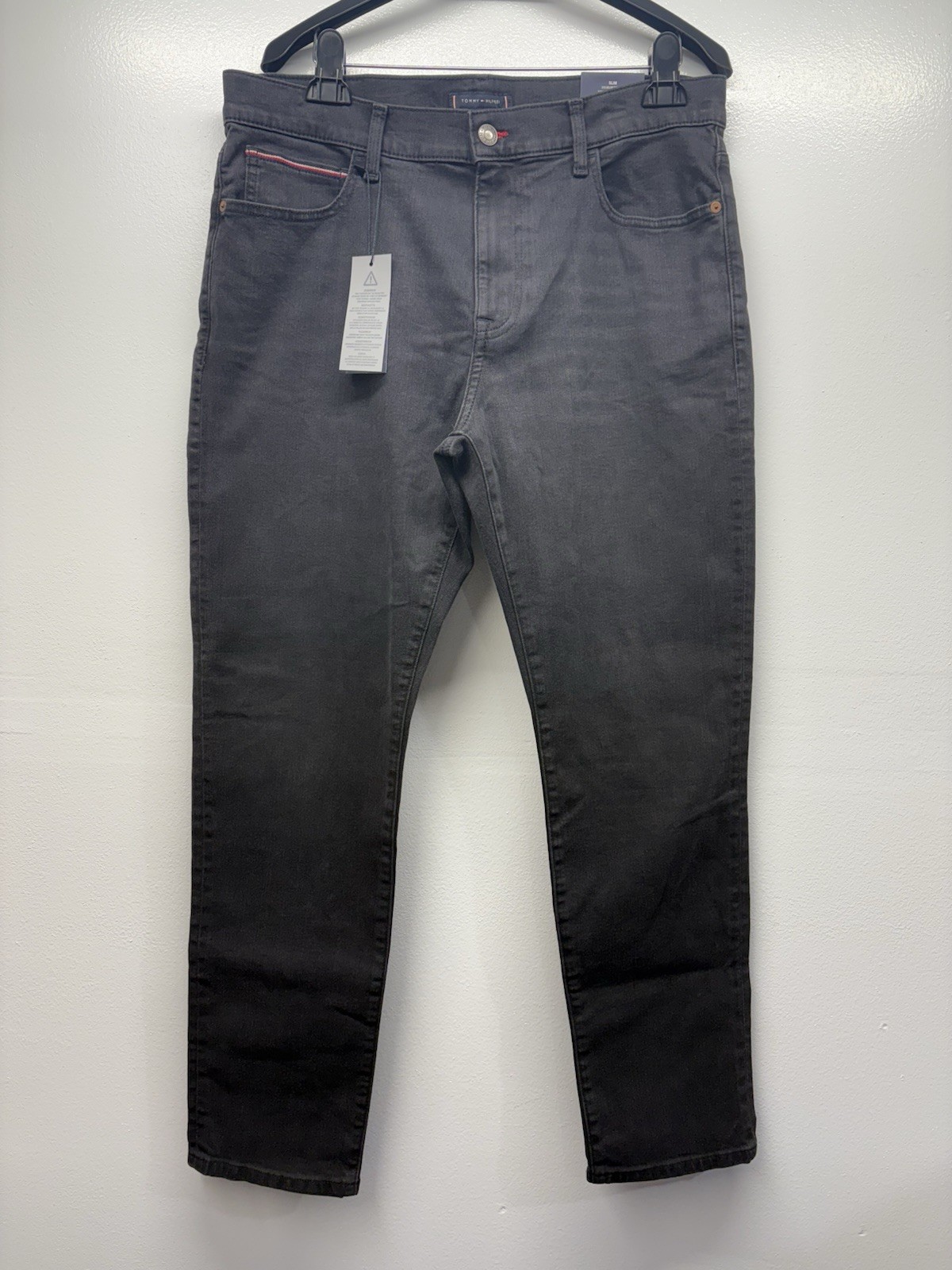 Tommy Hilfiger Men’s THflex Slim Leg Black Jeans Size W36/30L New Pants