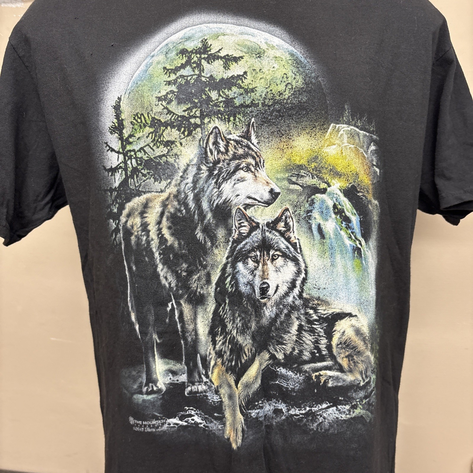 NWOT 2015 The Mountain Tami Alba Full Moon Night Wolves Black T-Shirt XL