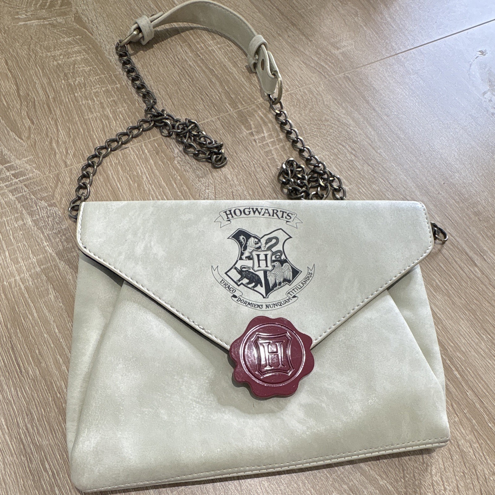 NWT! BIOWORLD HARRY POTTER ENVELOPE CLUTCH PURSE