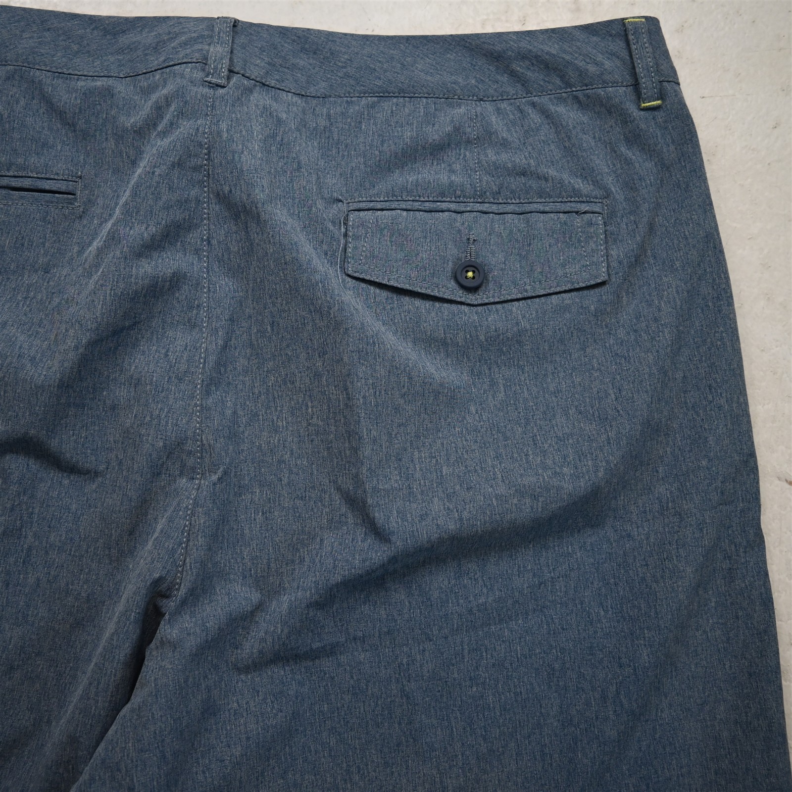 Tommy Bahama 40×8.75″ Blue Performance Hybrid Golf Mens Shorts