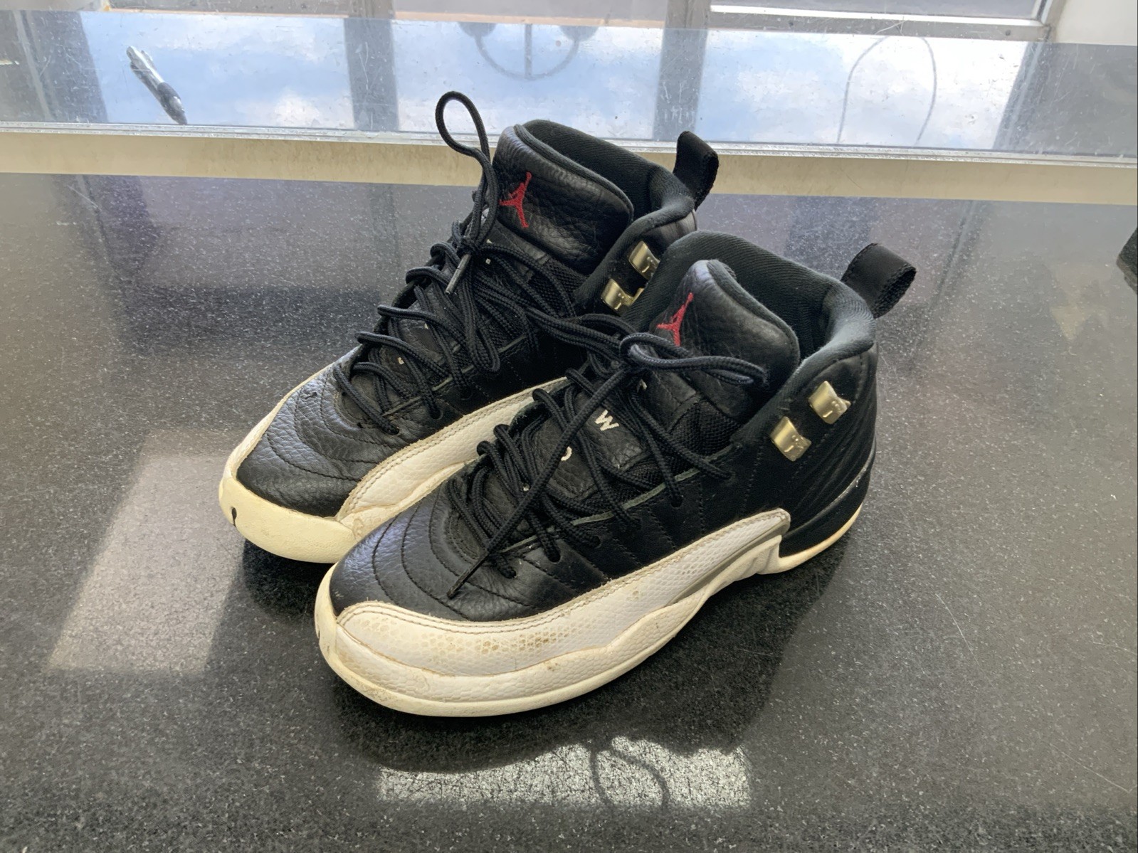 Jordan Air Jordan 12 Black/White Leather Mid Top Sneaker Youth 3.5 Y 153265-006