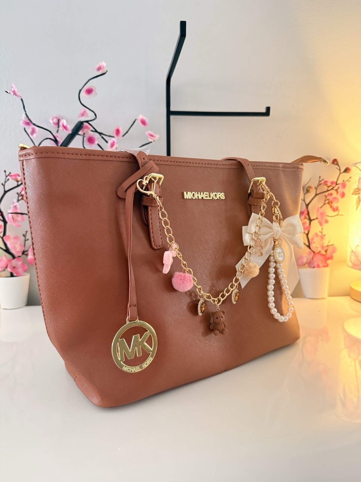 Michael Kors Teddy Bear Charm Bow Pearls Chain MK Logo Keychain Brown/Gold