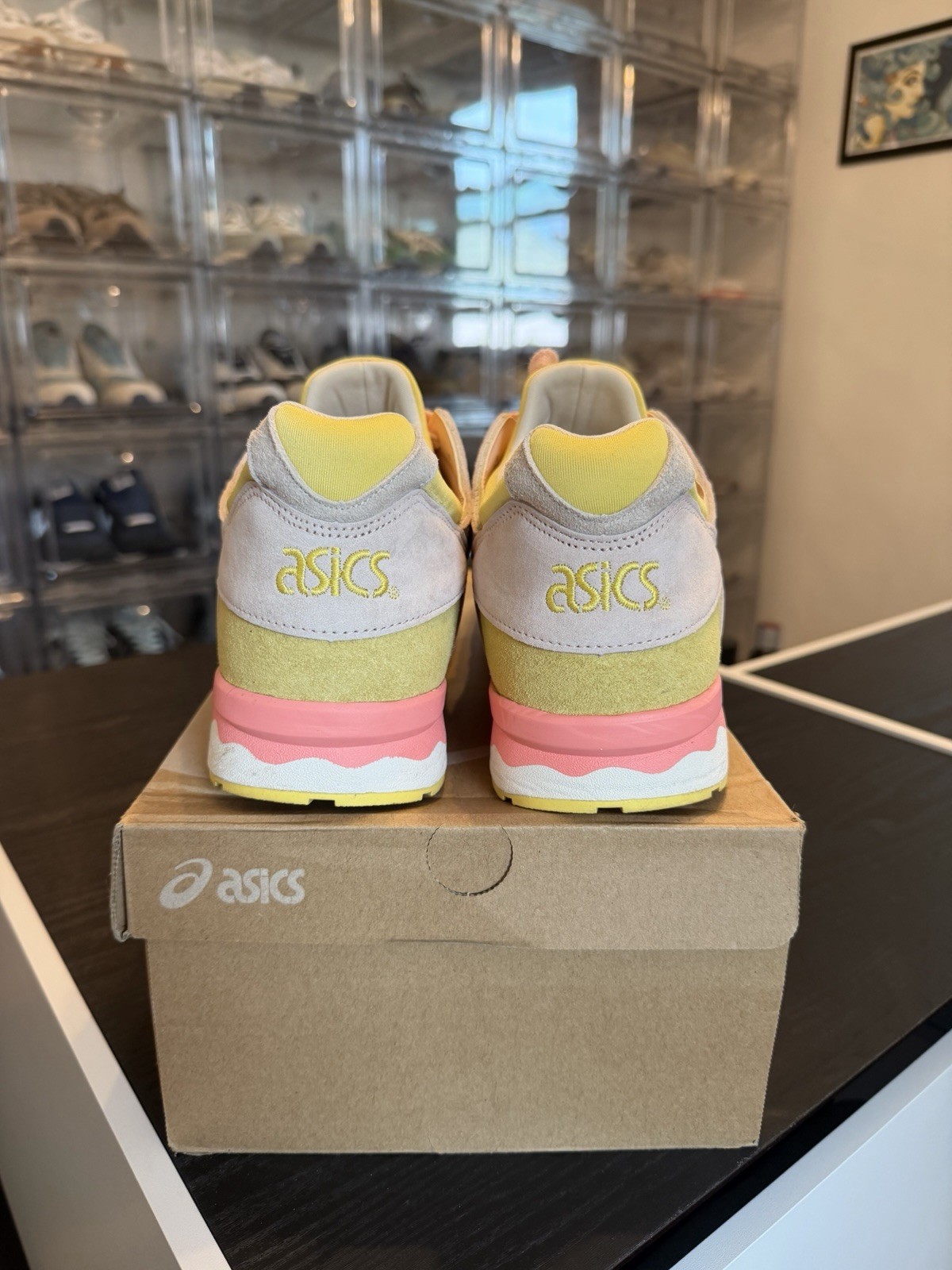 💥PRE OWNED💥 ASICS Gel-Lyte V Banana Cream Men’s Size 13 1201A822-101