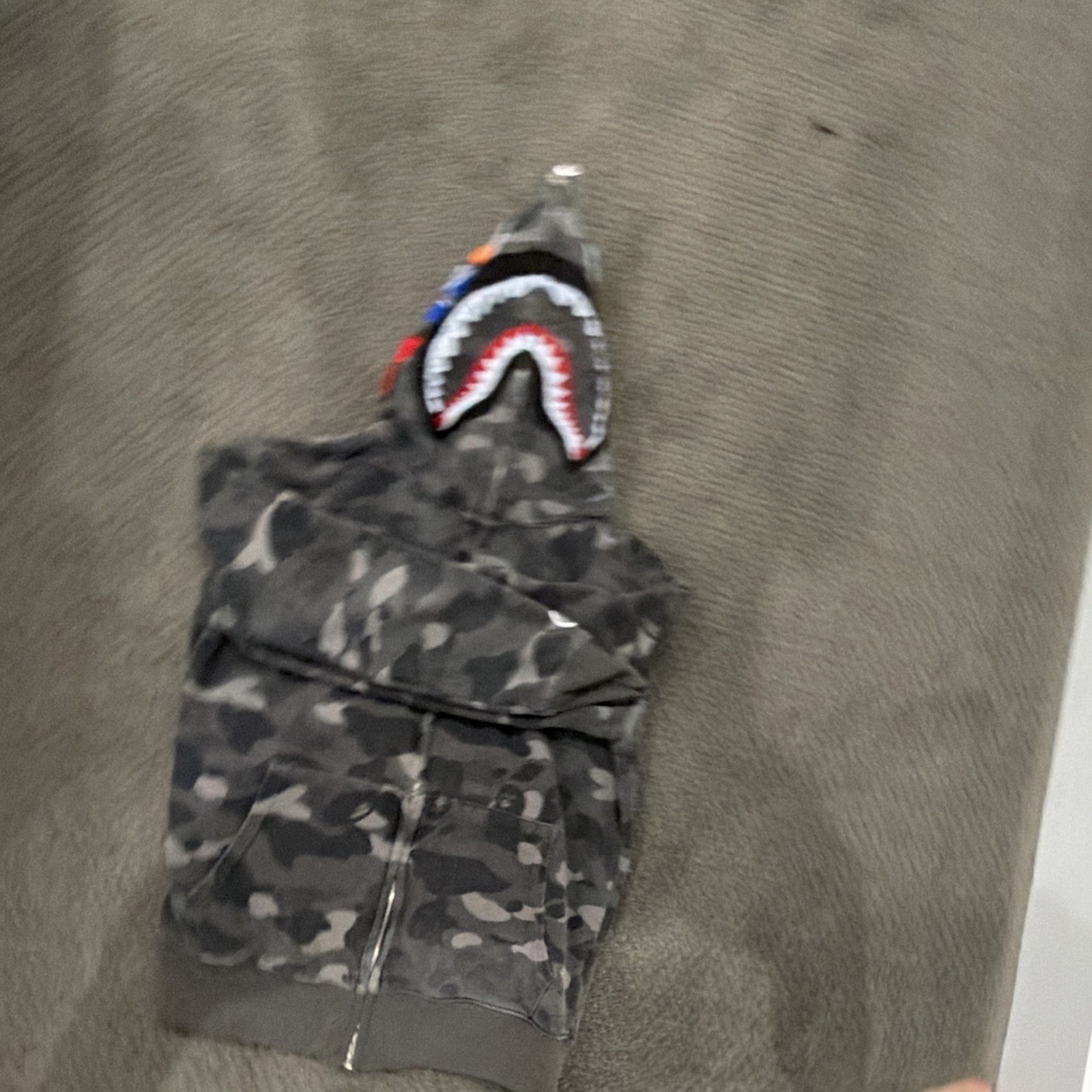 A Bathing Ape BAPE Gray Camo Shark Graphic Full Zip Hooded Hoodie Men’s S
