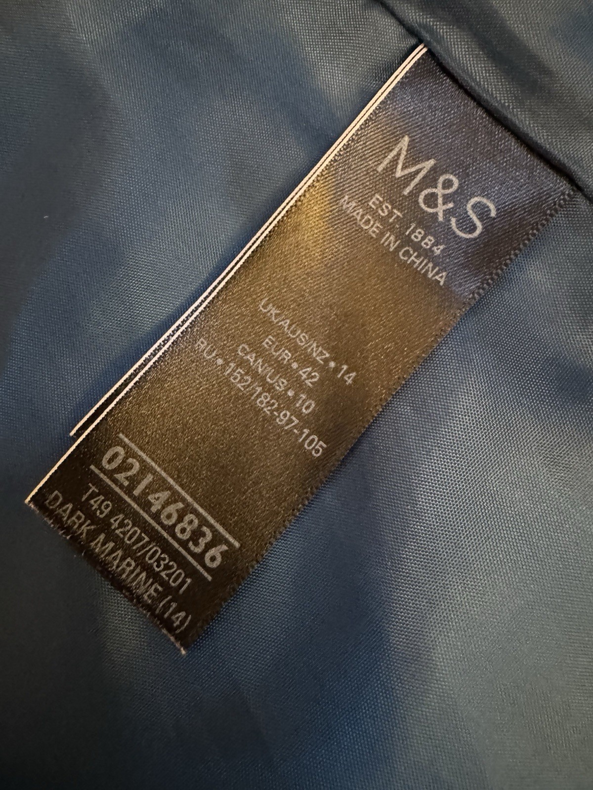 M&S DARK MARINE PADDED ZIP FRONT WARM COAT SIZE 14, CONCEALED PACKAWAY HOOD VGC